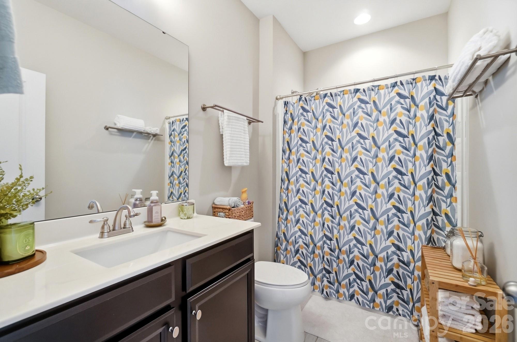 Full Bath Upstairs - 6217 Hove Road, Mint Hill