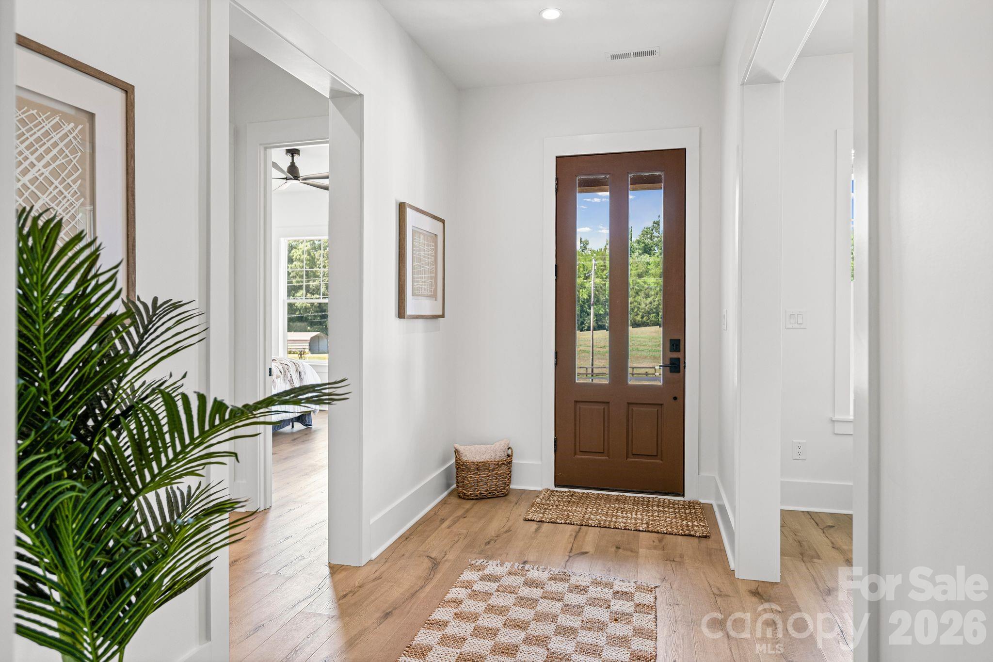 Foyer - 121 Juniper Road, Mooresville