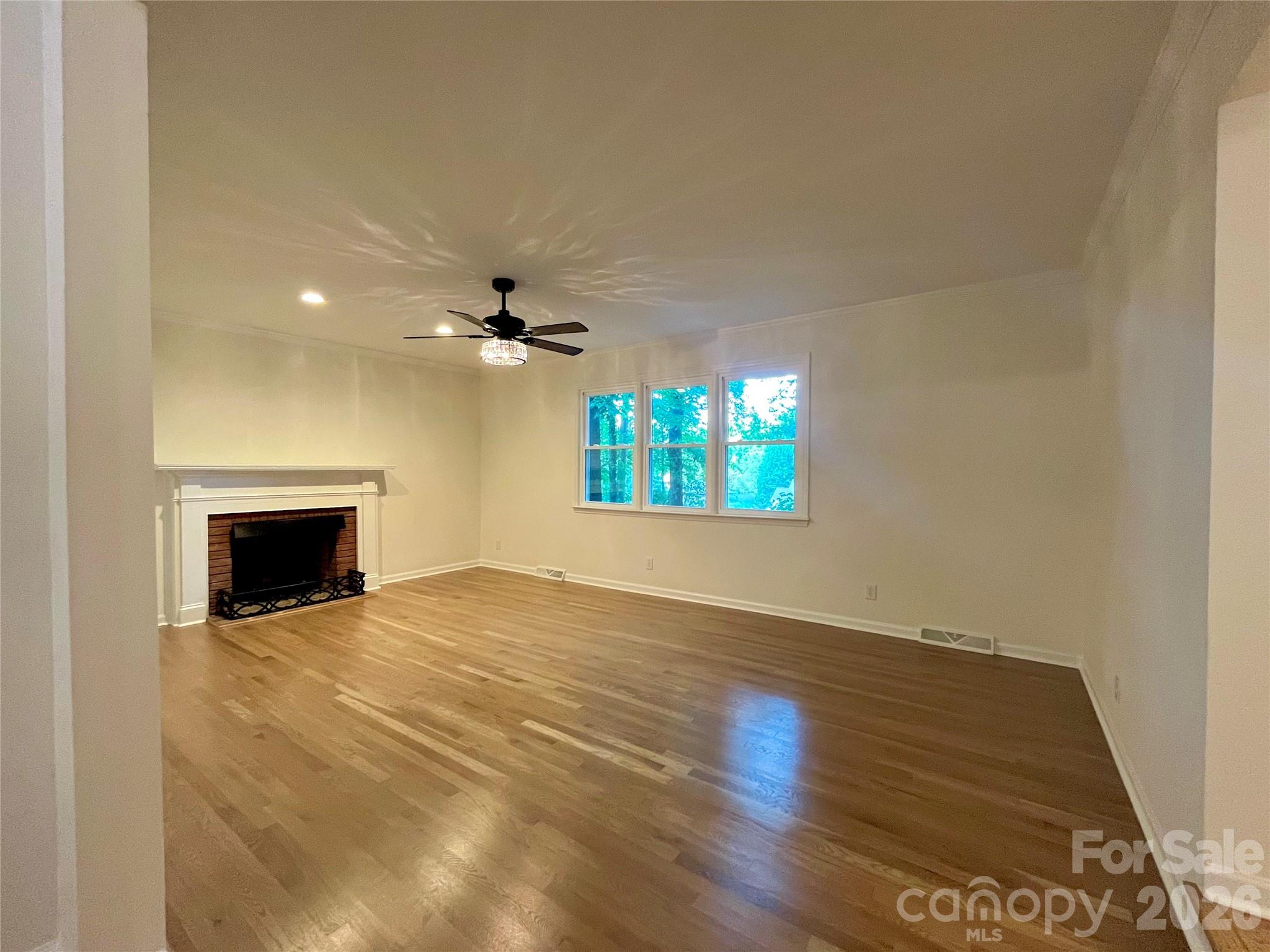Single Family Residence at 304 Travis Lane, Salisbury, photo 11 of 48