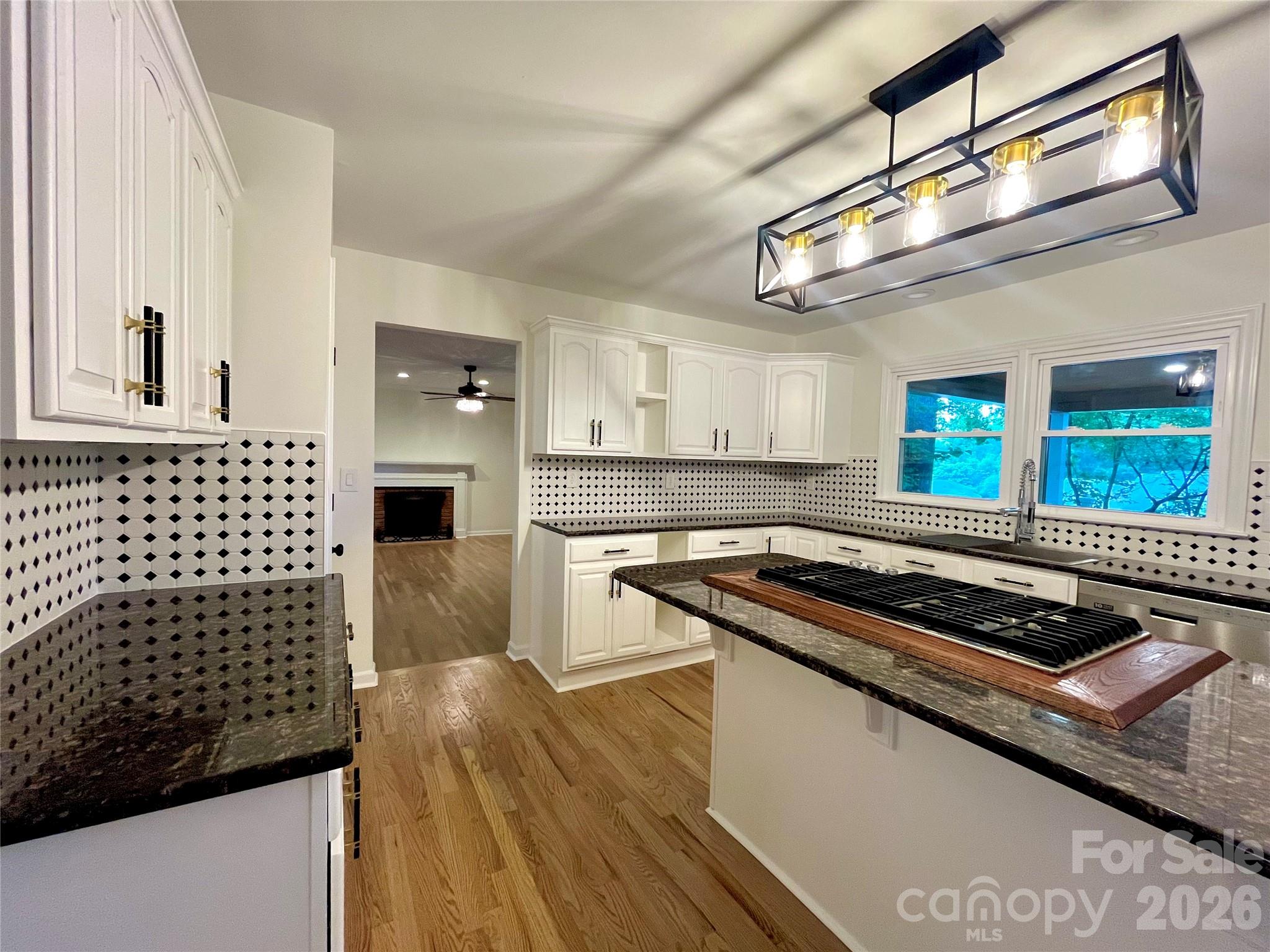 Single Family Residence at 304 Travis Lane, Salisbury, photo 14 of 48