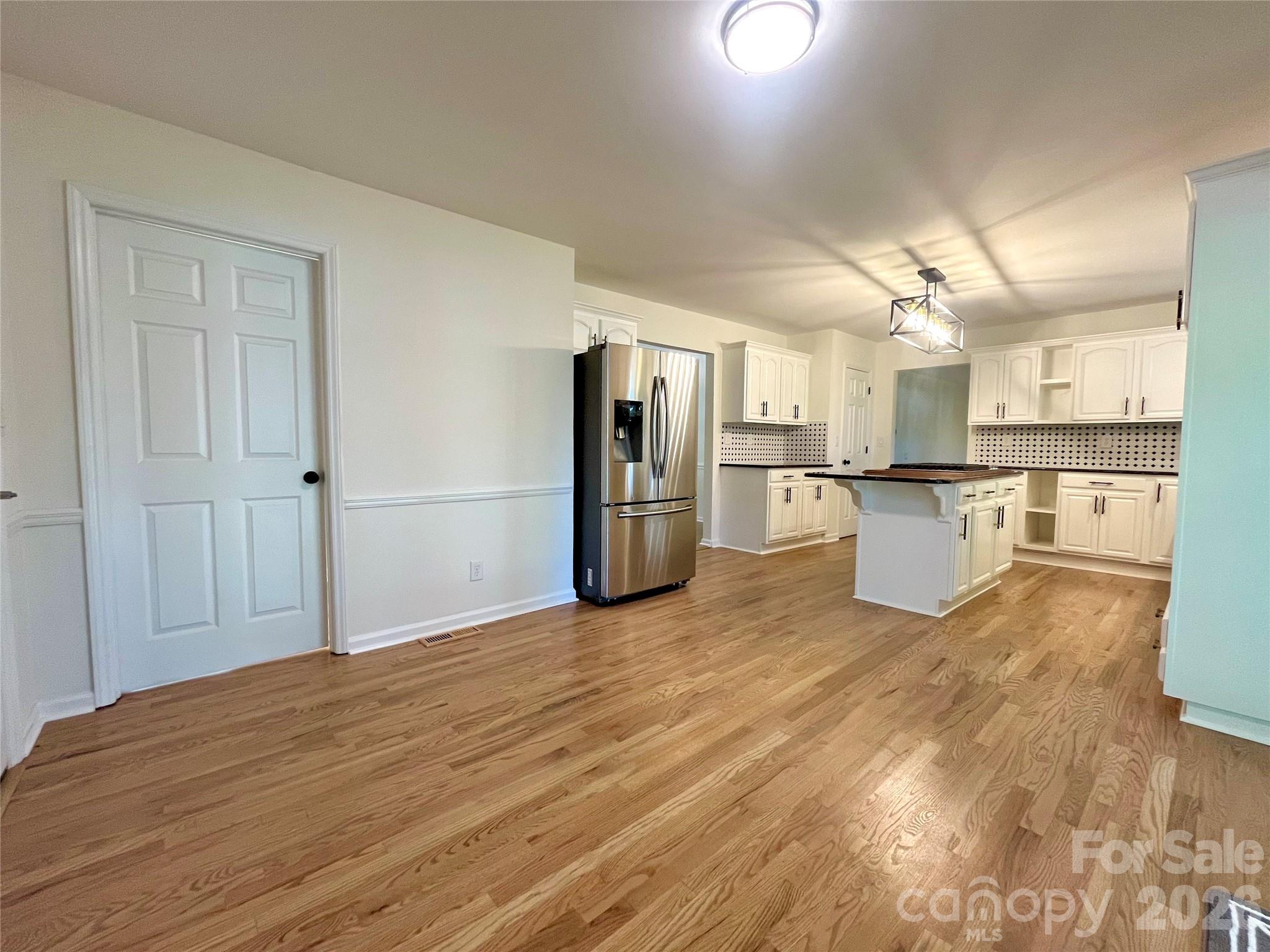 Single Family Residence at 304 Travis Lane, Salisbury, photo 22 of 48