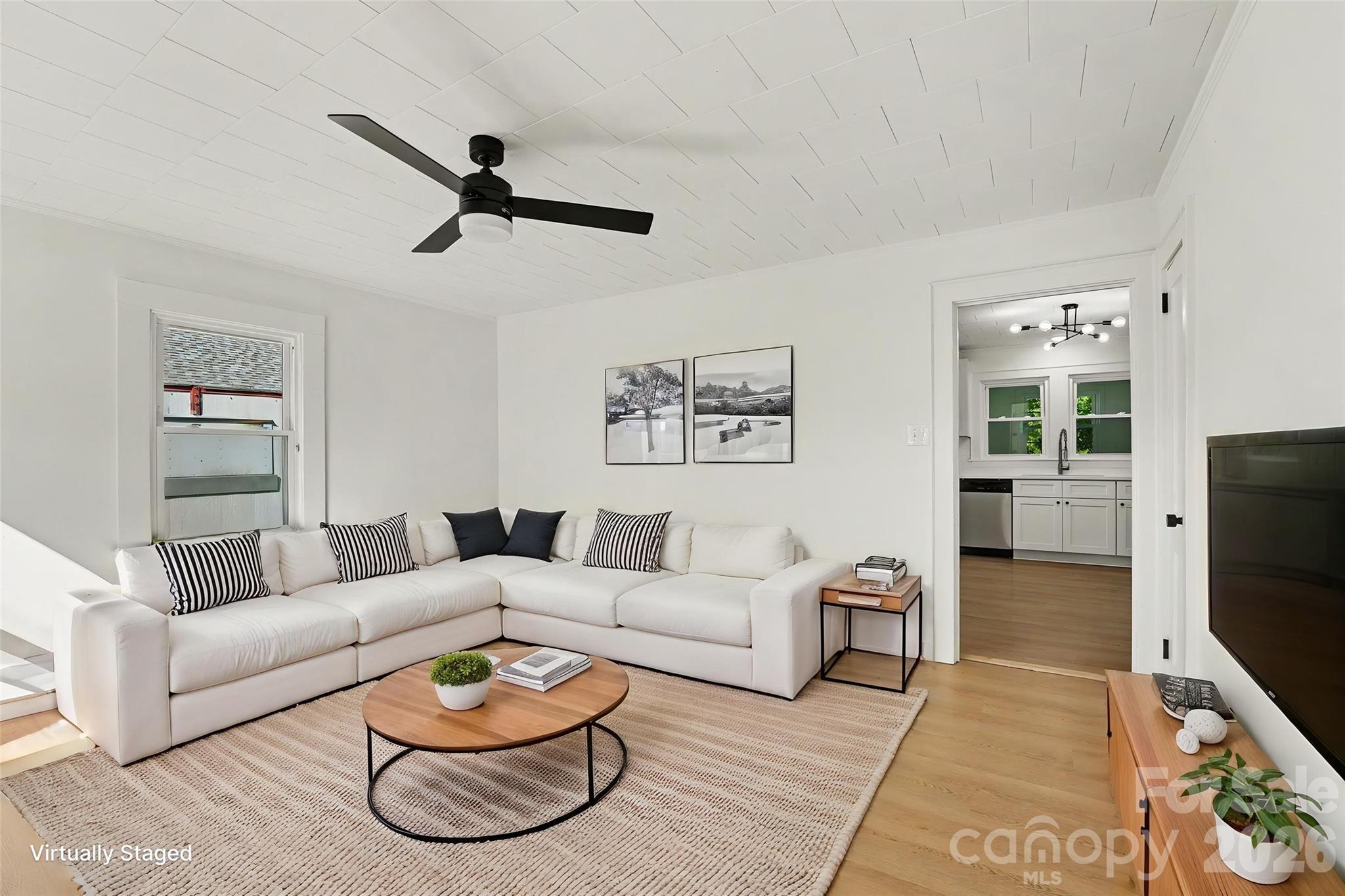 Single Family Residence at 115 Autumn Leaf Road, Troutman, photo 2 of 18