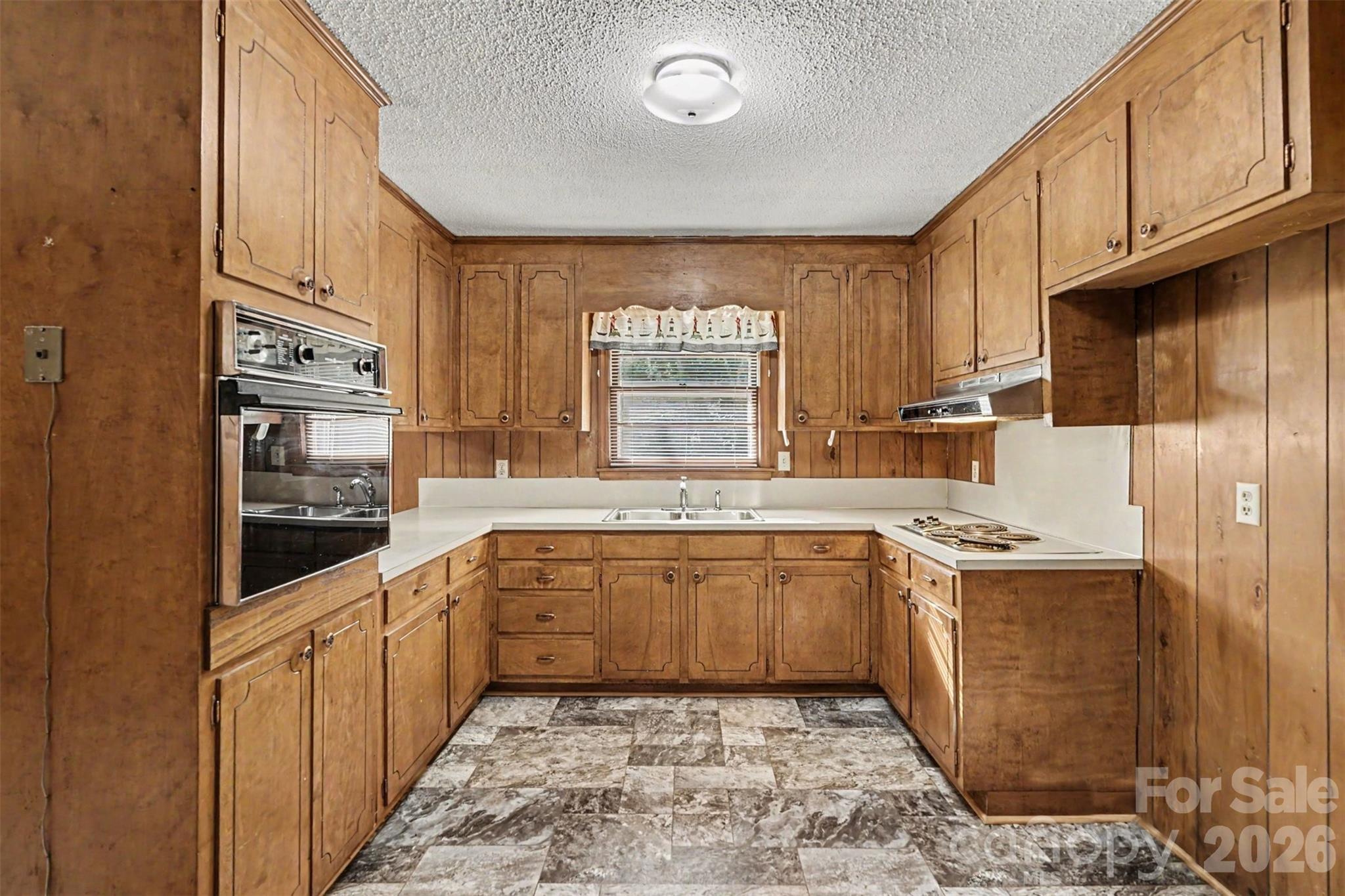 Single Family Residence at 777 Springdale Lane, Gastonia, photo 11 of 33