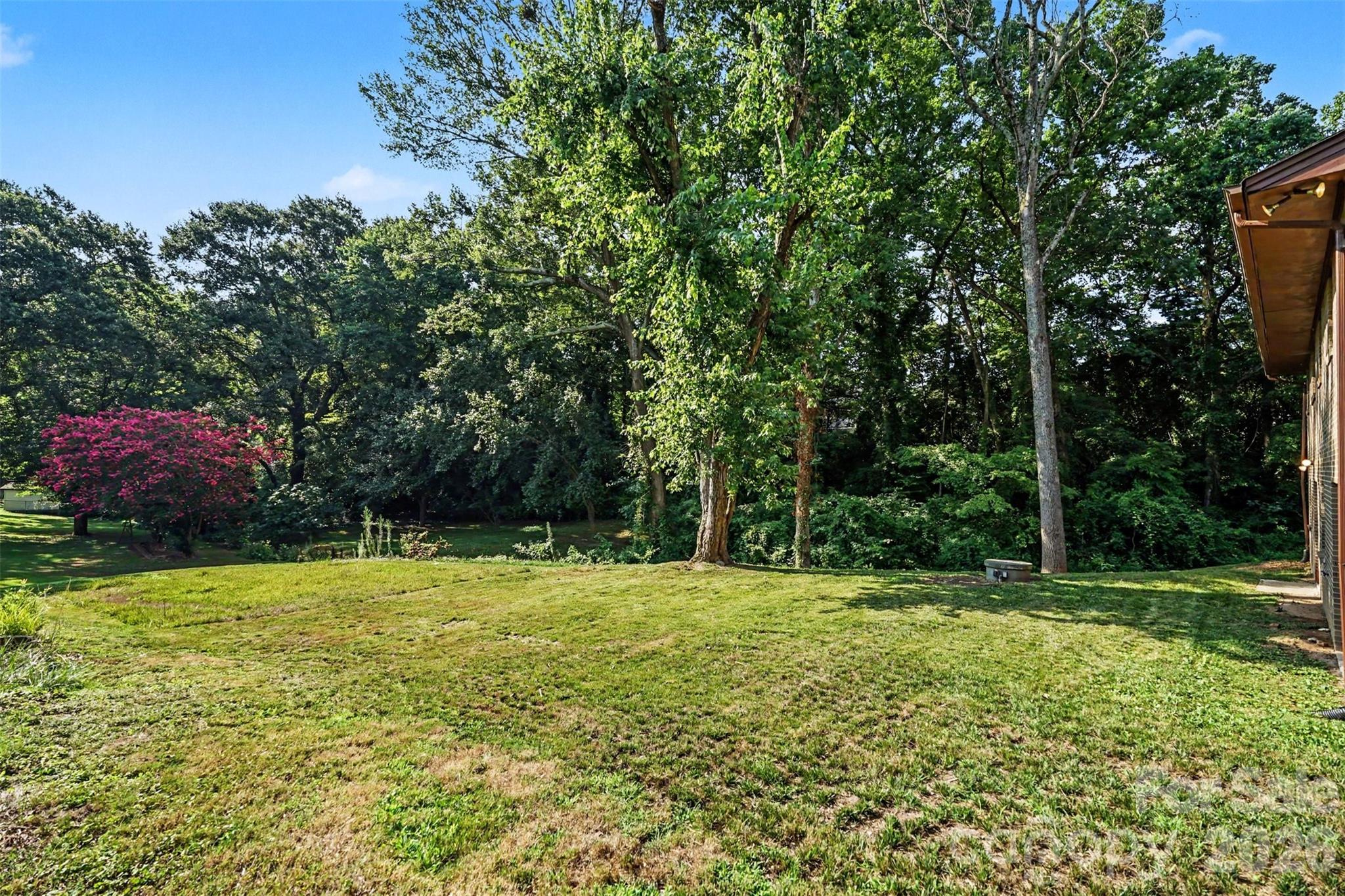 Single Family Residence at 777 Springdale Lane, Gastonia, photo 32 of 33