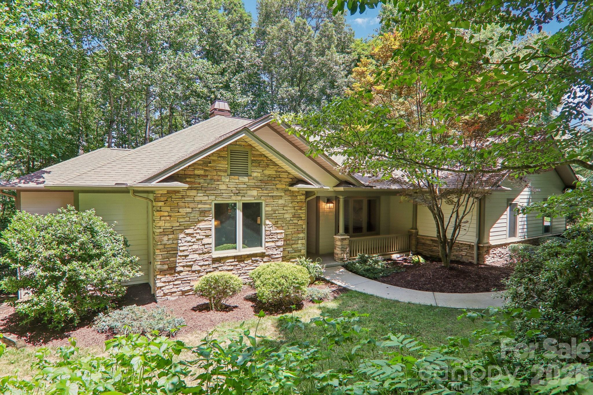 Single Family Residence at 24 Turkey Roost Court, Flat Rock, photo 4 of 47