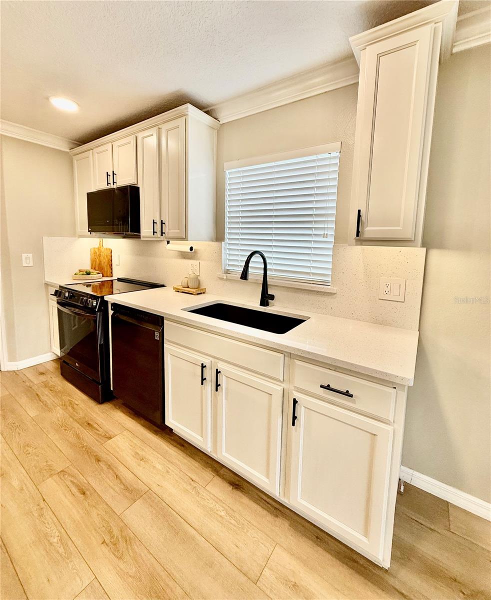 Single Family Residence at 644 SAVANNAH PRESERVE LOOP, DAVENPORT, photo 11 of 41