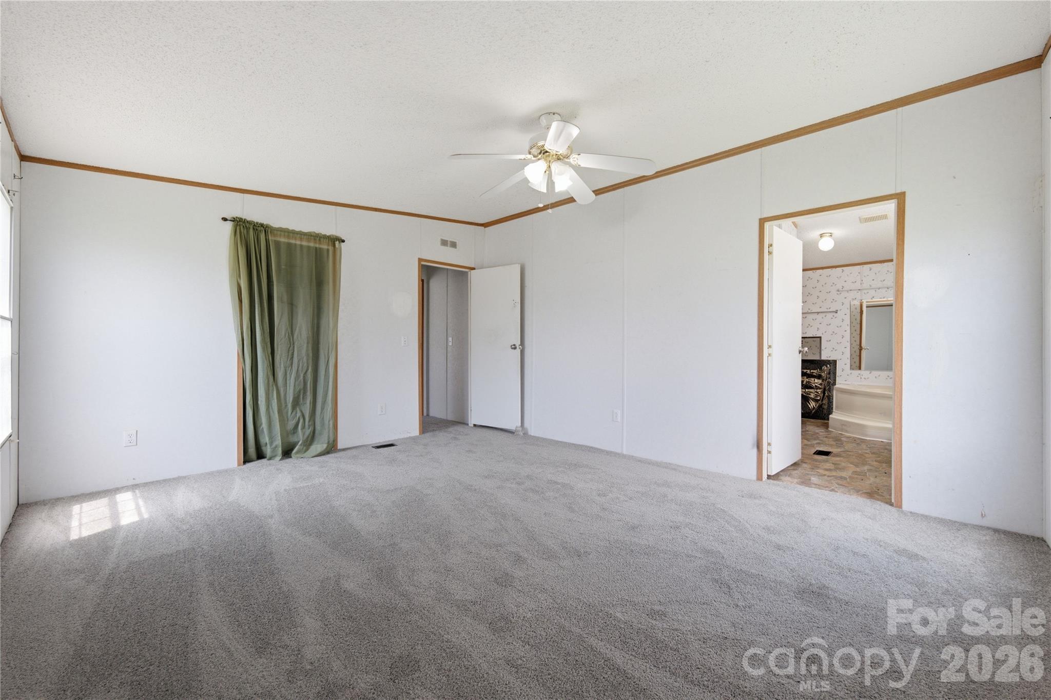 Single Family Residence at 2299 Dellinger Drive, Newton, photo 18 of 27