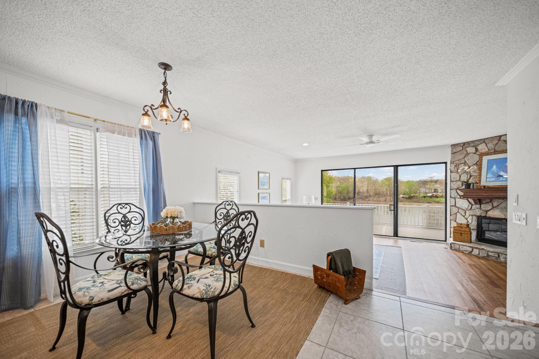 Beautiful Dining Area with a Waterfront View - 529 Catspaw Road, Statesville