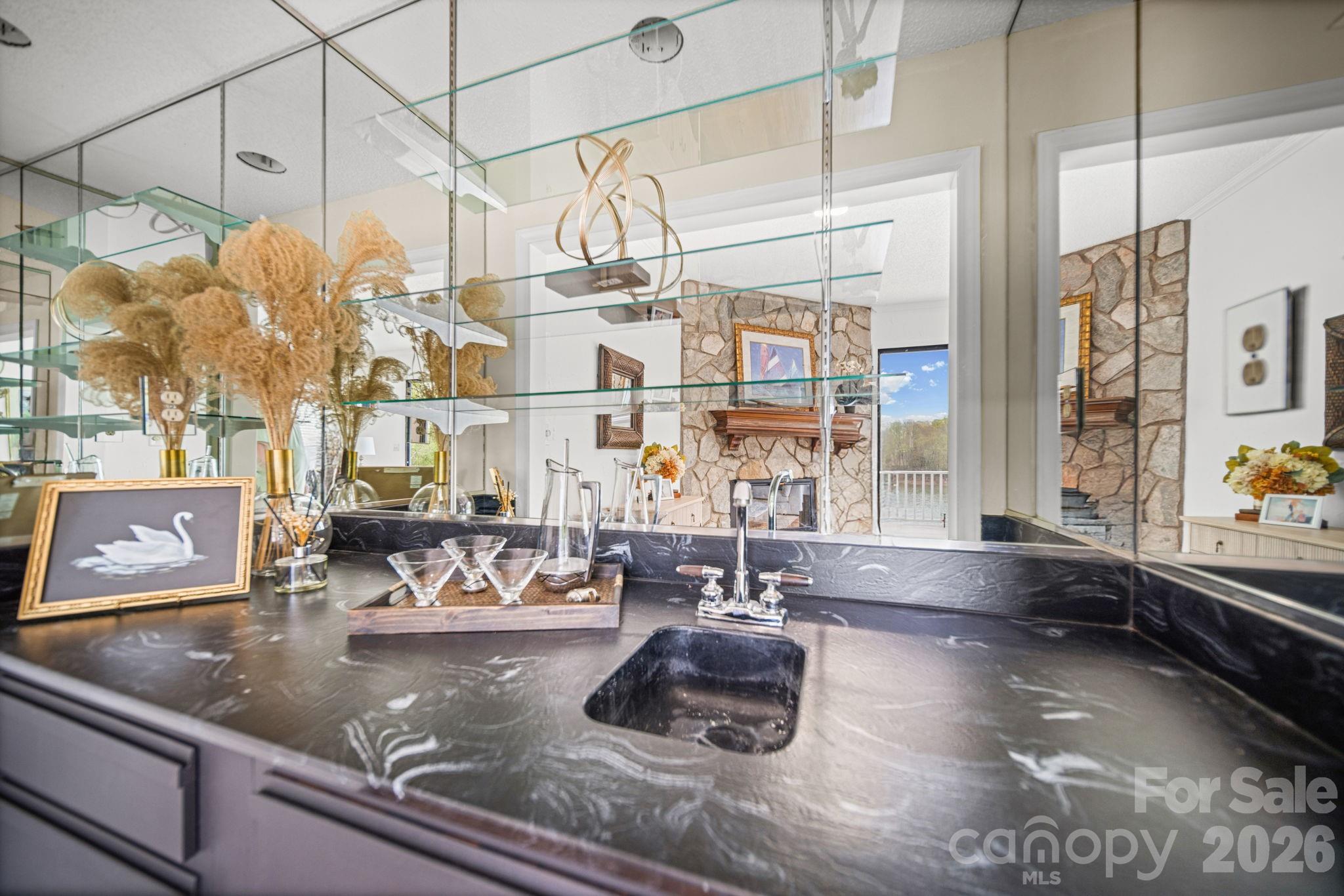 Wet Bar for Entertaining - 529 Catspaw Road, Statesville