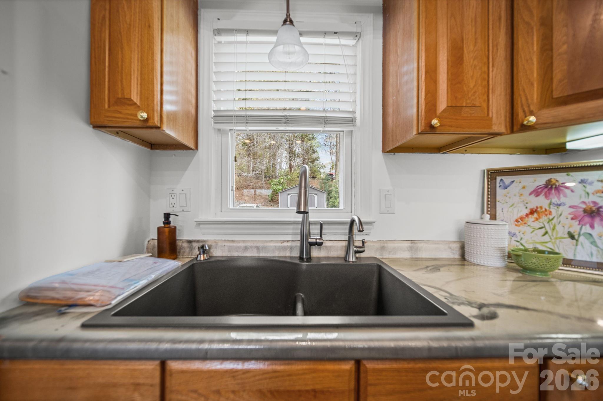 Townhouse at 529 Catspaw Road, Statesville, photo 13 of 48