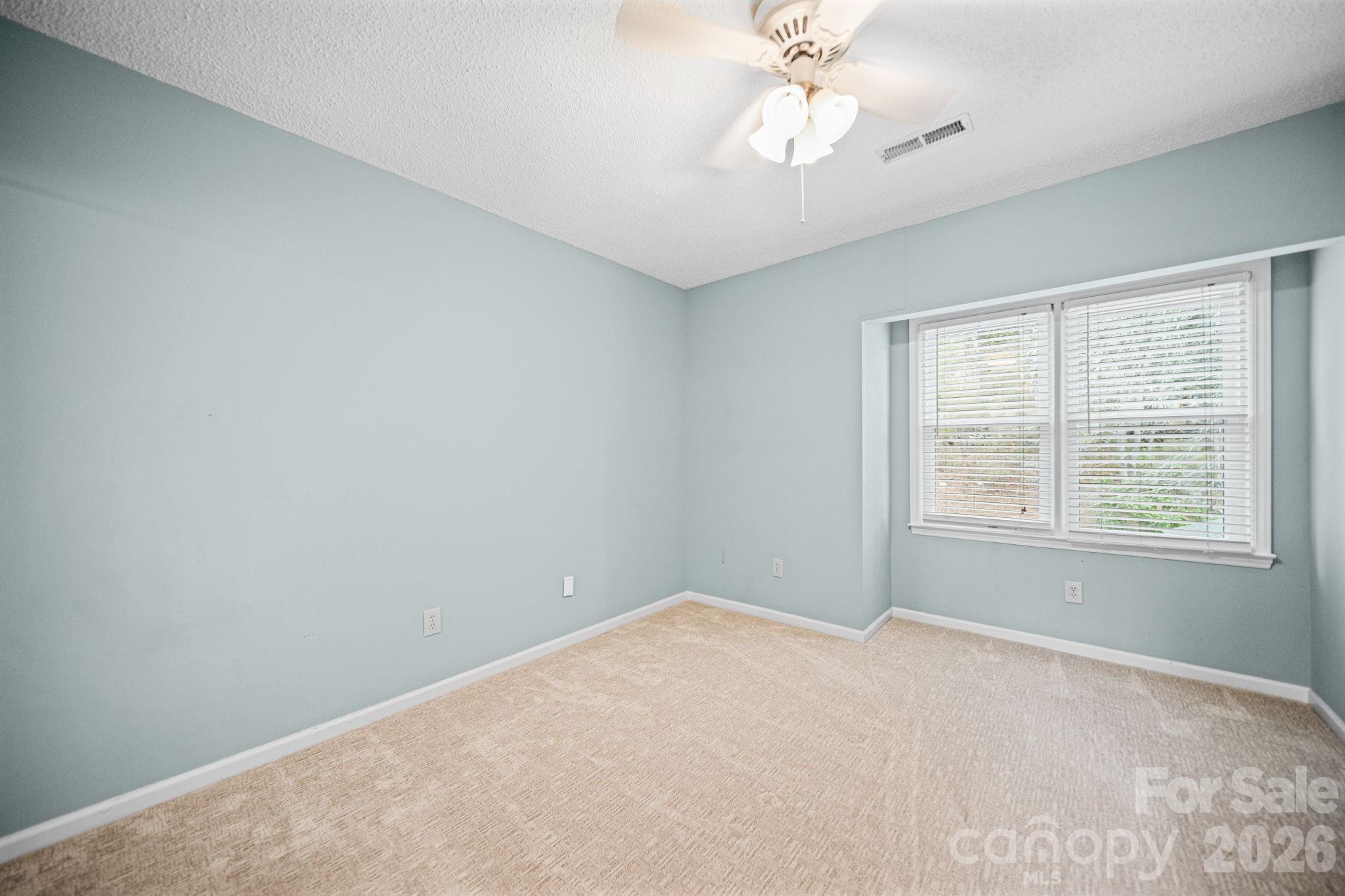 Townhouse at 529 Catspaw Road, Statesville, photo 25 of 48