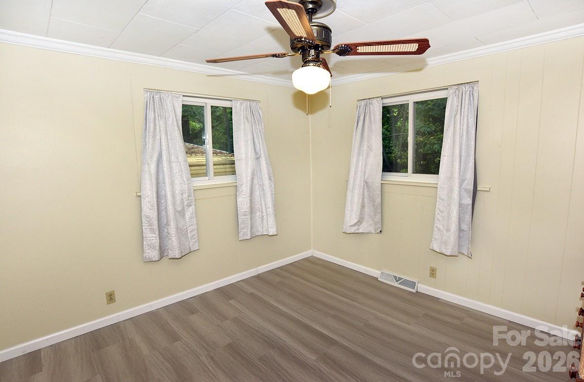 Single Family Residence at 709 Sunset Drive, Salisbury, photo 20 of 32