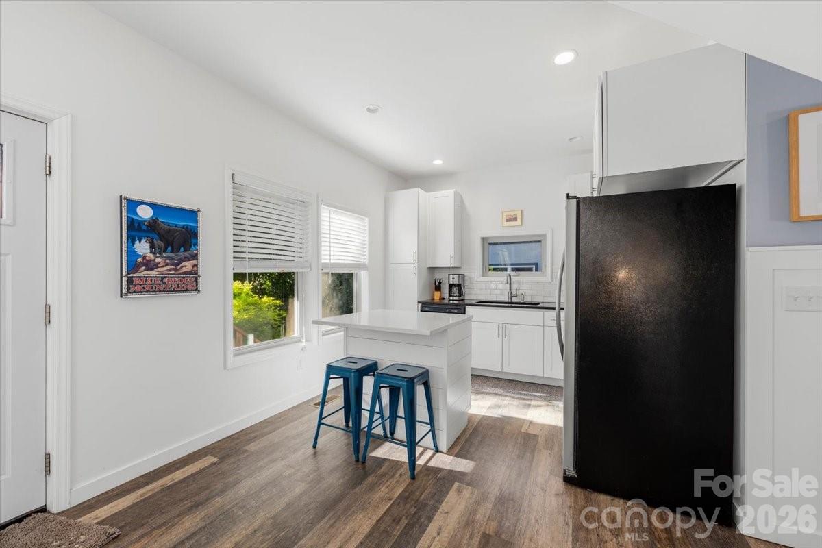 Single Family Residence at 109 Portmanvilla Road, Black Mountain, photo 5 of 44