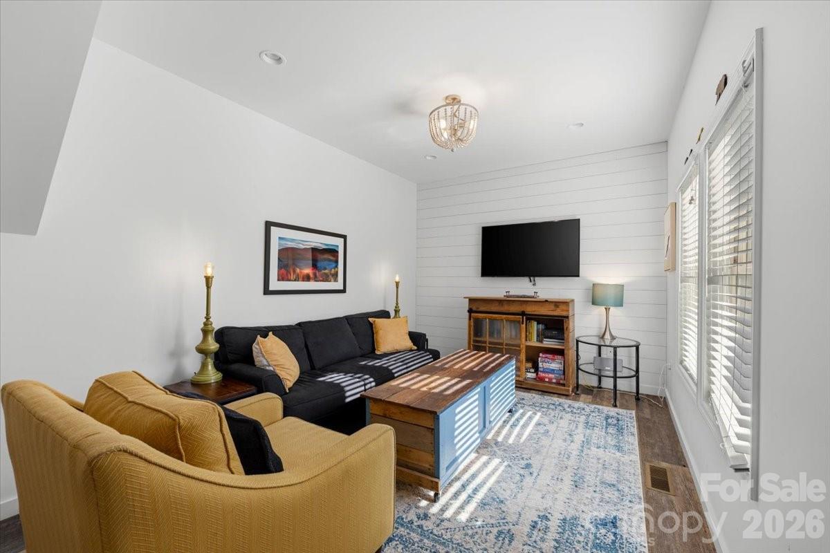Single Family Residence at 109 Portmanvilla Road, Black Mountain, photo 9 of 44