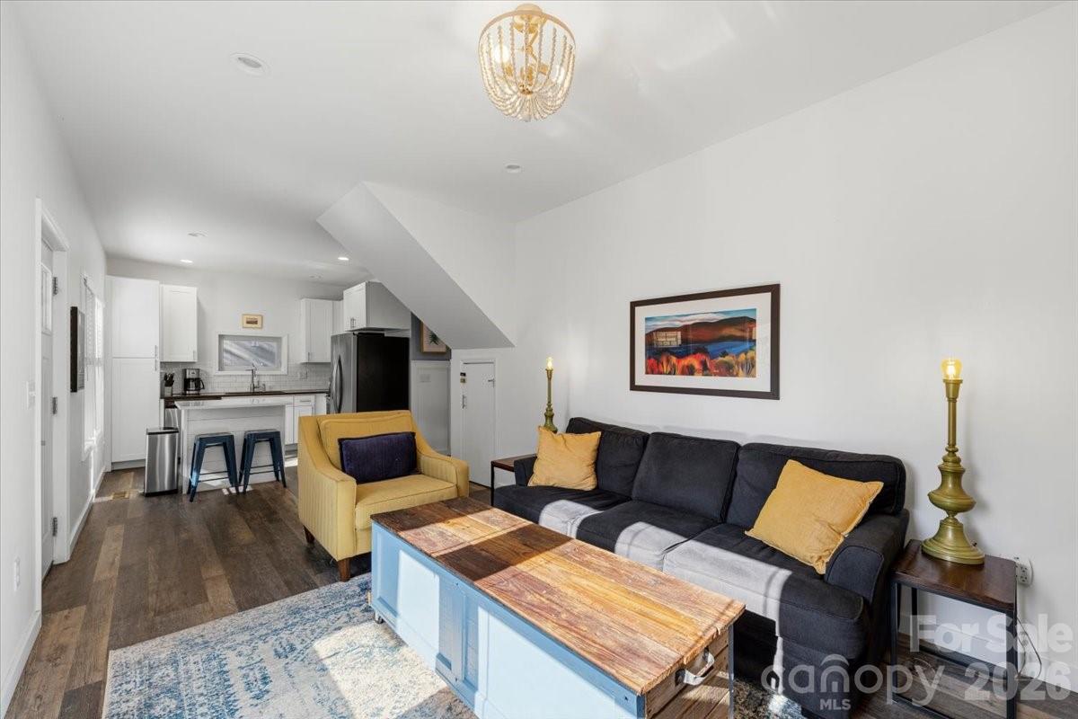 Single Family Residence at 109 Portmanvilla Road, Black Mountain, photo 10 of 44