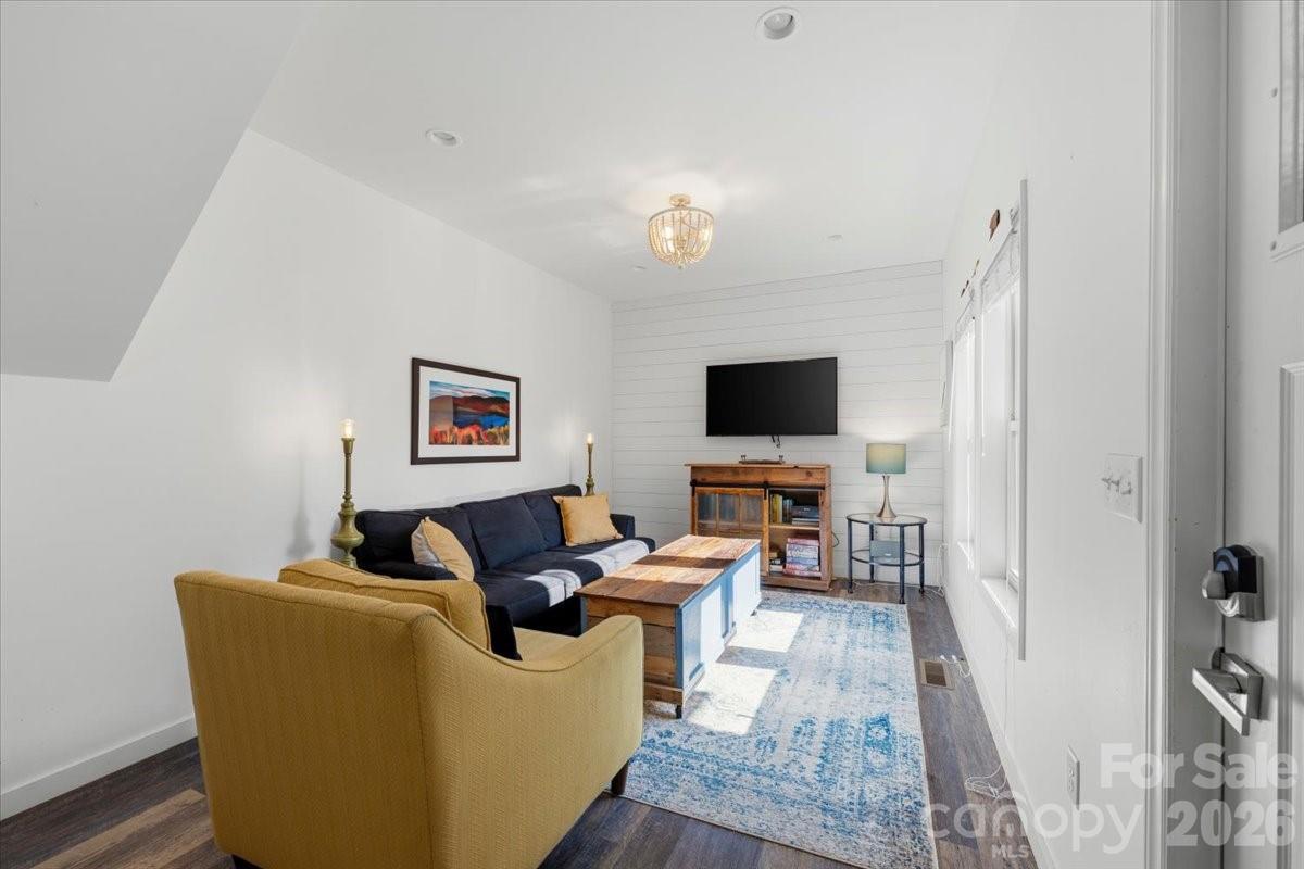 Single Family Residence at 109 Portmanvilla Road, Black Mountain, photo 11 of 44