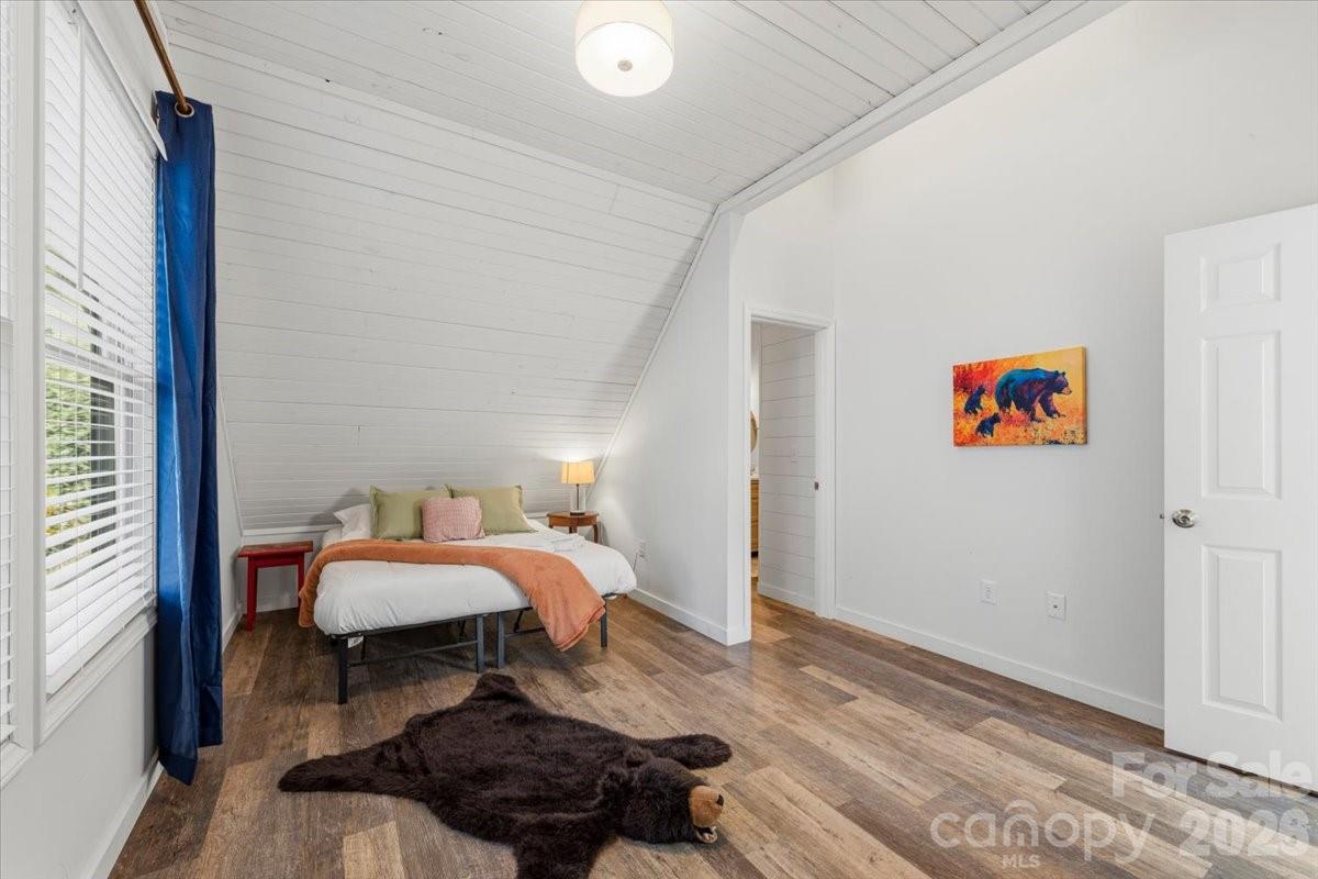 Single Family Residence at 109 Portmanvilla Road, Black Mountain, photo 27 of 44