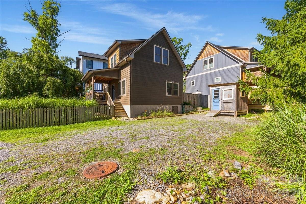 Single Family Residence at 109 Portmanvilla Road, Black Mountain, photo 42 of 44