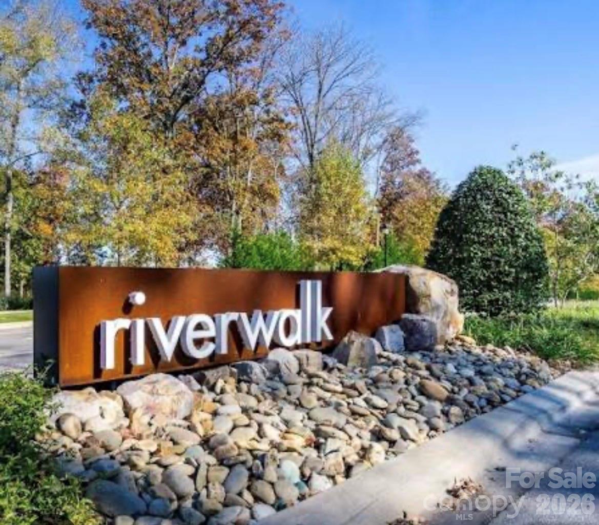 Townhouse at 1064 Riverwalk Parkway, Rock Hill, photo 34 of 36