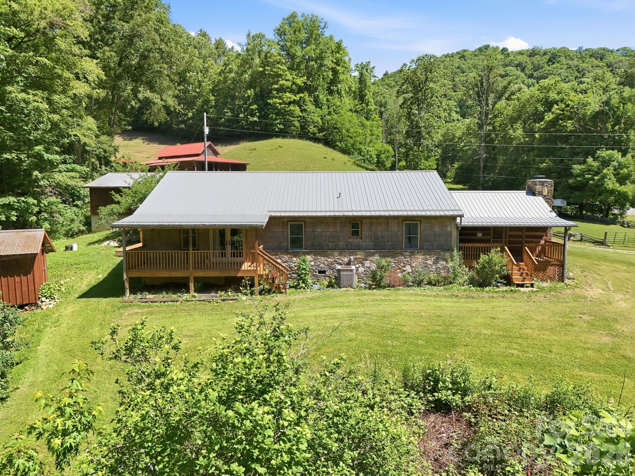 Single Family Residence at 1005 Smith Creek Road, Mars Hill, photo 10 of 45