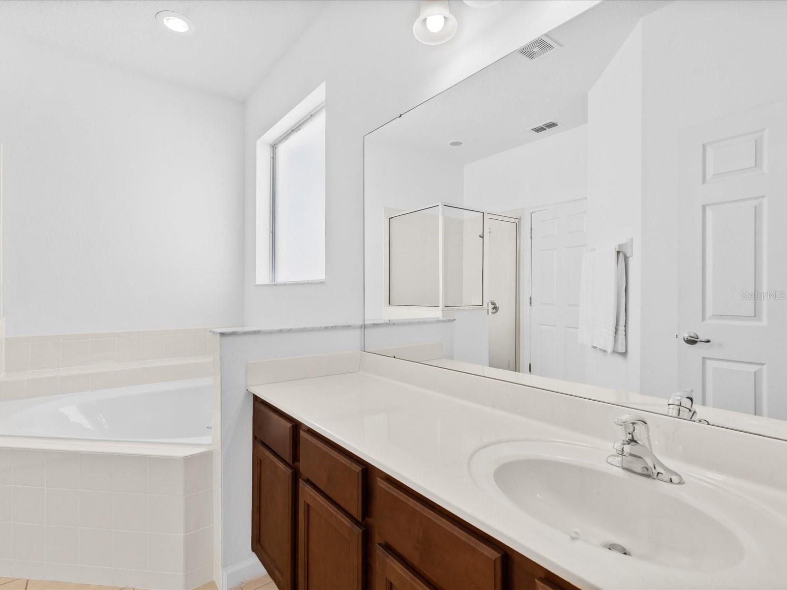 Single Family Residence at 411 CABELLO DR, DAVENPORT, photo 16 of 49