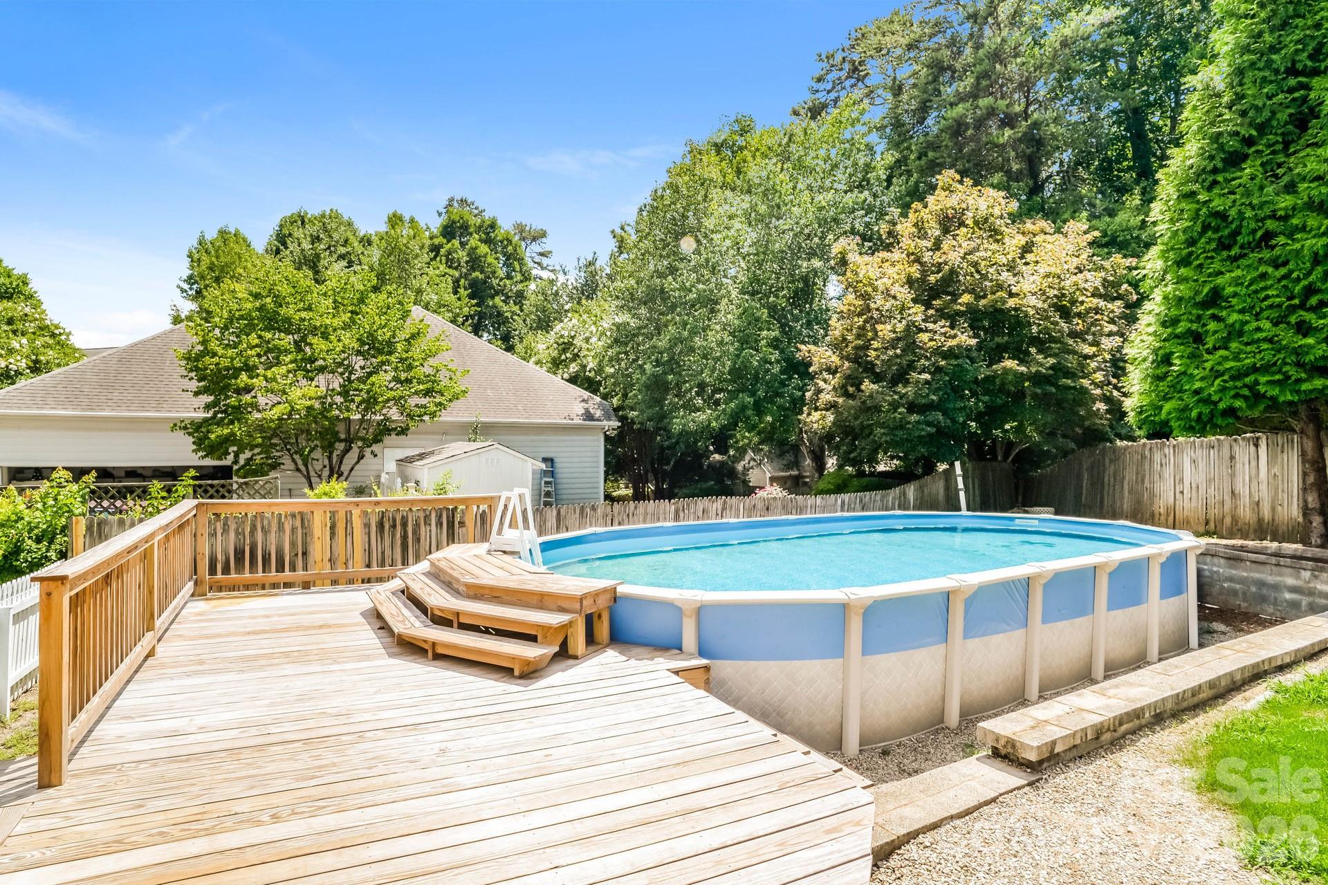 Single Family Residence at 125 Rose Street, Mooresville, photo 18 of 20
