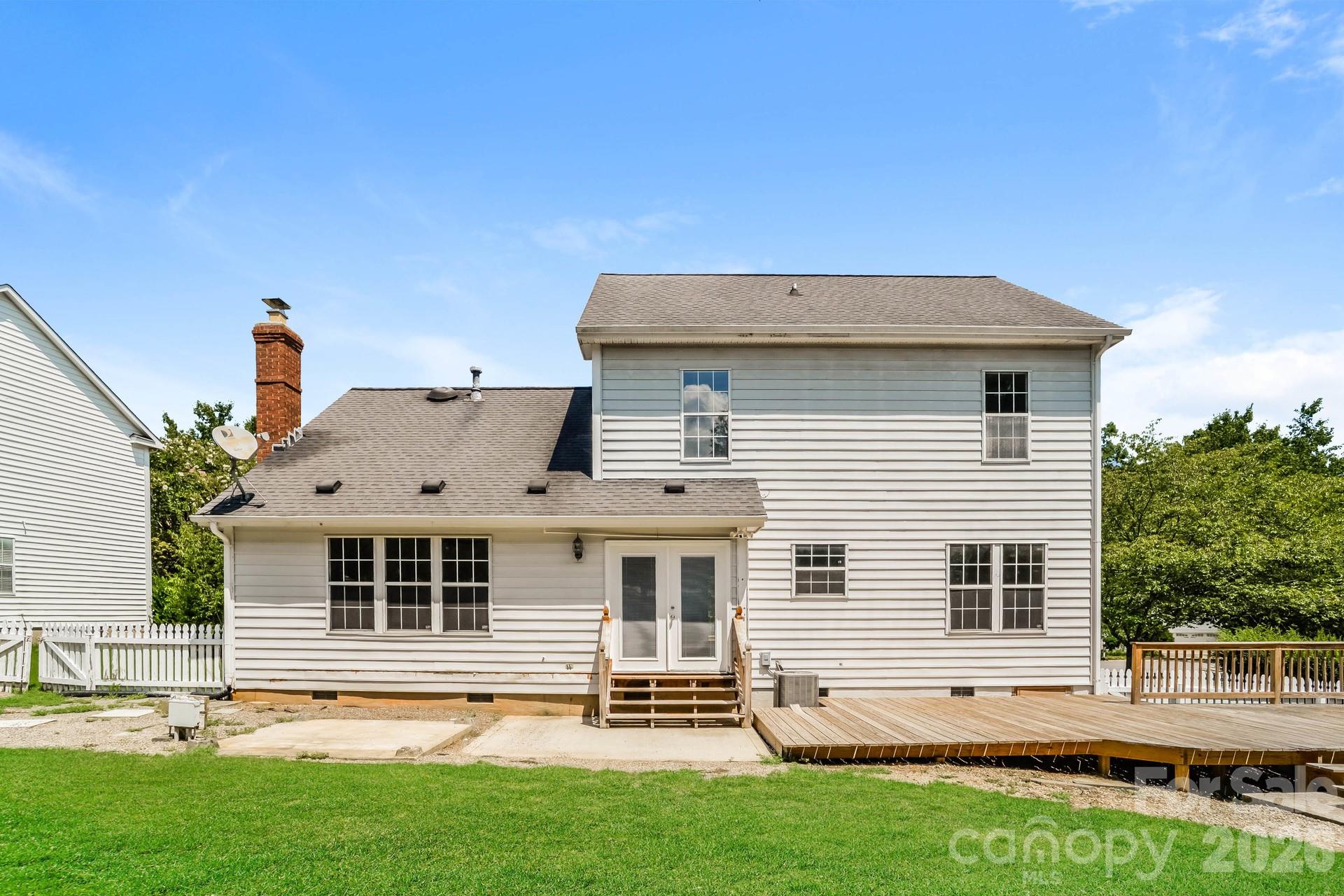 Single Family Residence at 125 Rose Street, Mooresville, photo 19 of 20