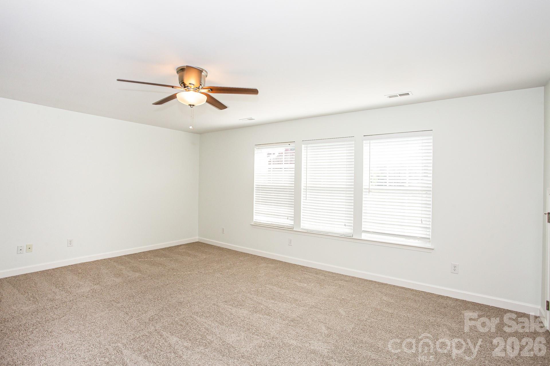 Single Family Residence at 200 Golden Valley Drive, Mooresville, photo 14 of 25