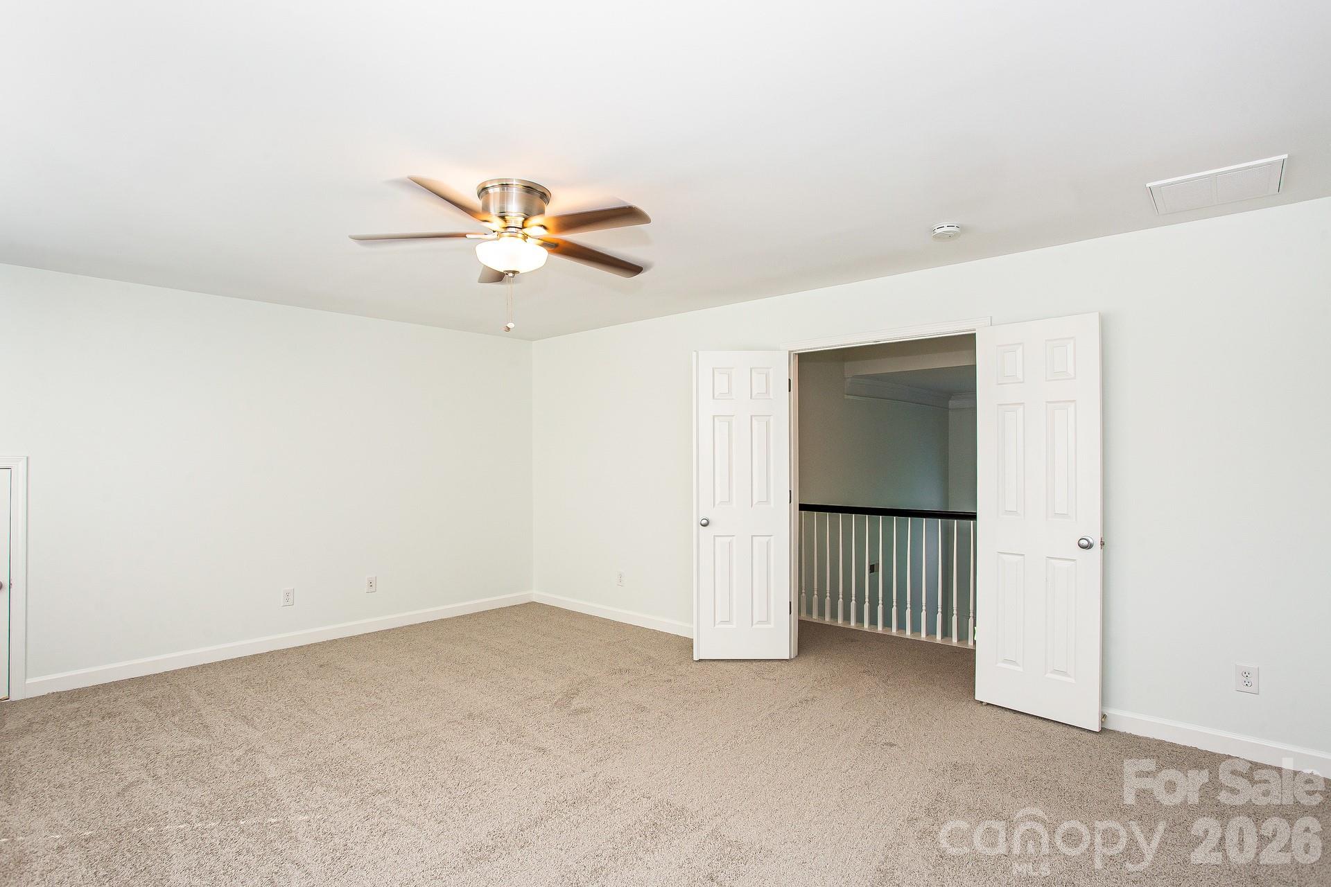 Single Family Residence at 200 Golden Valley Drive, Mooresville, photo 16 of 25