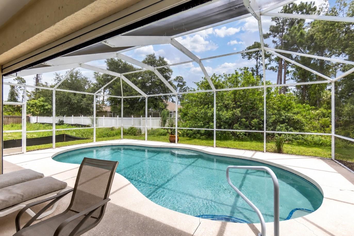 Single Family Residence at 2260 ZUYDER TER, NORTH PORT, photo 3 of 38