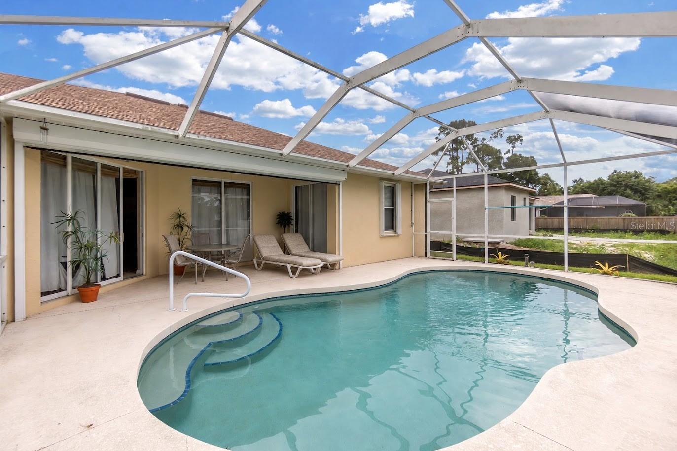 Single Family Residence at 2260 ZUYDER TER, NORTH PORT, photo 5 of 38
