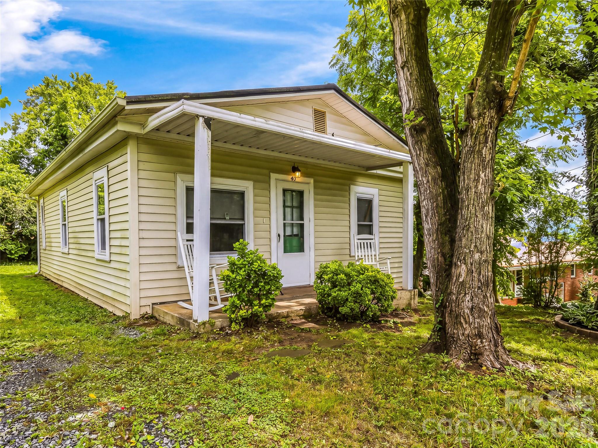 Single Family Residence at 40 Mulberry Street, Asheville