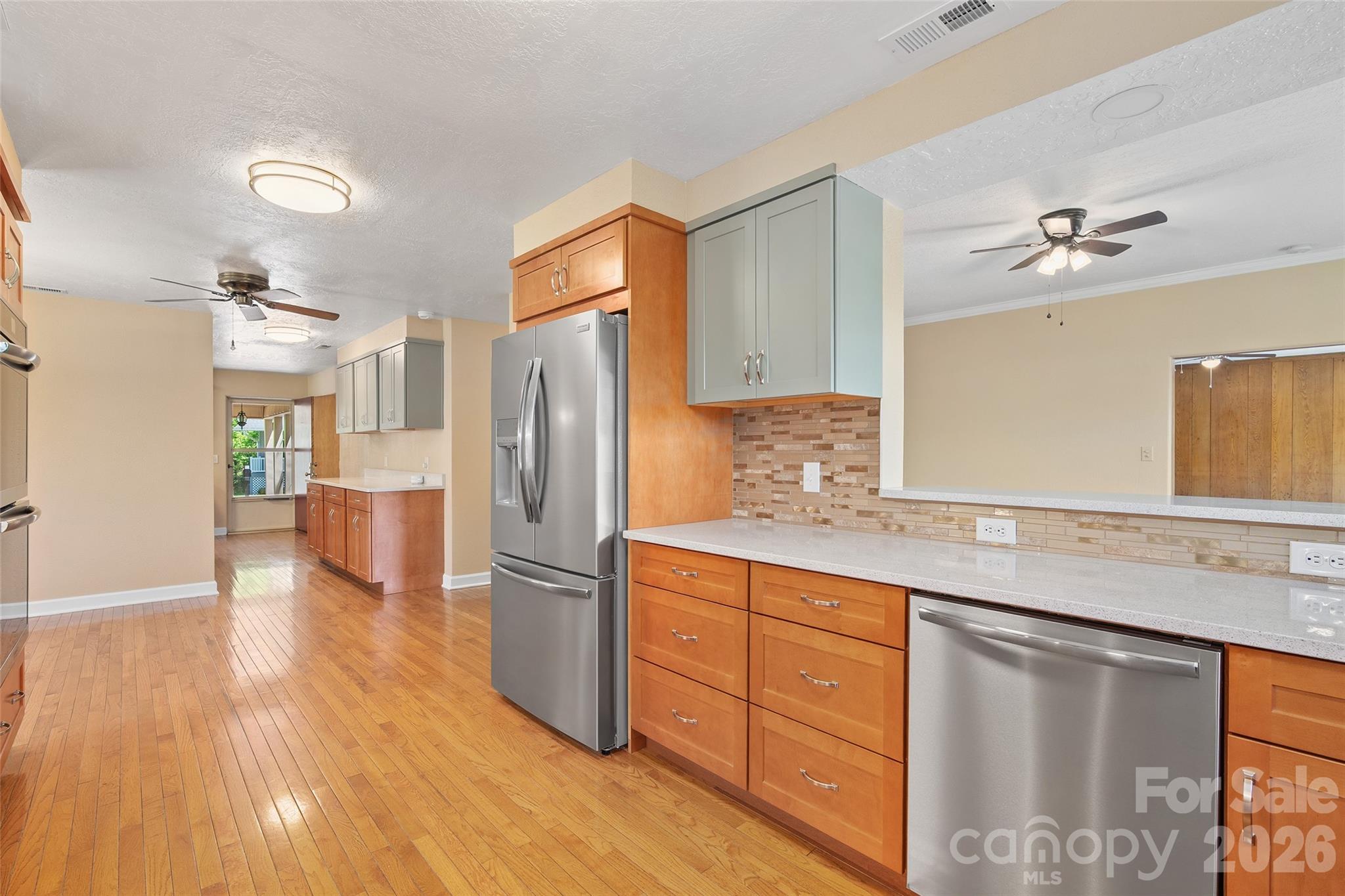 Single Family Residence at 142 Country Club Drive, Waynesville, photo 9 of 48