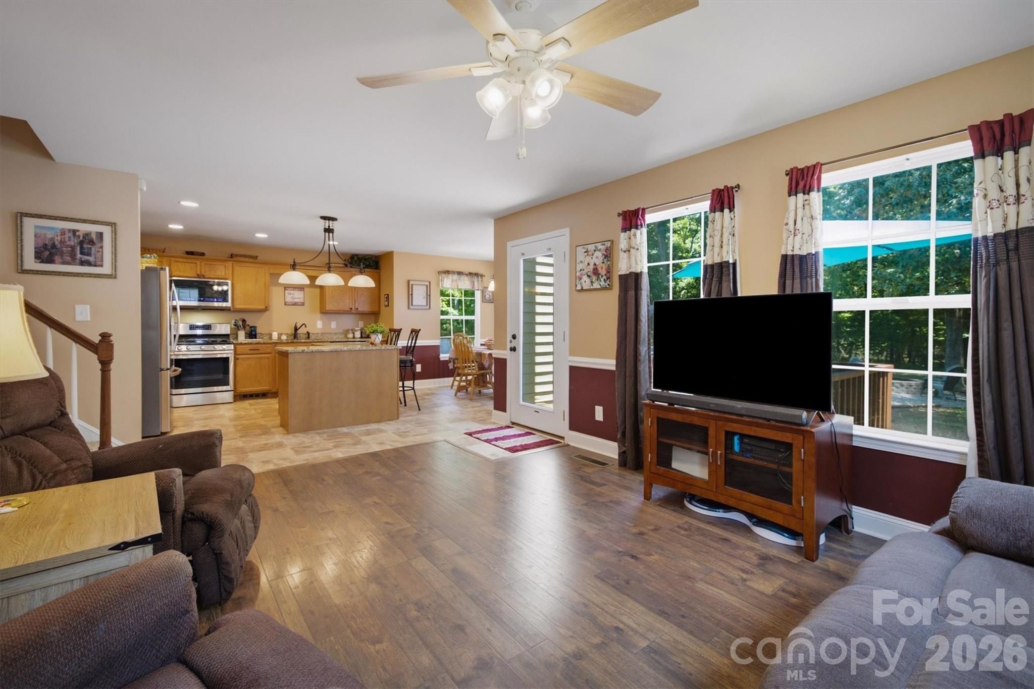 Single Family Residence at 802 White Oaks Circle, Monroe, photo 33 of 47