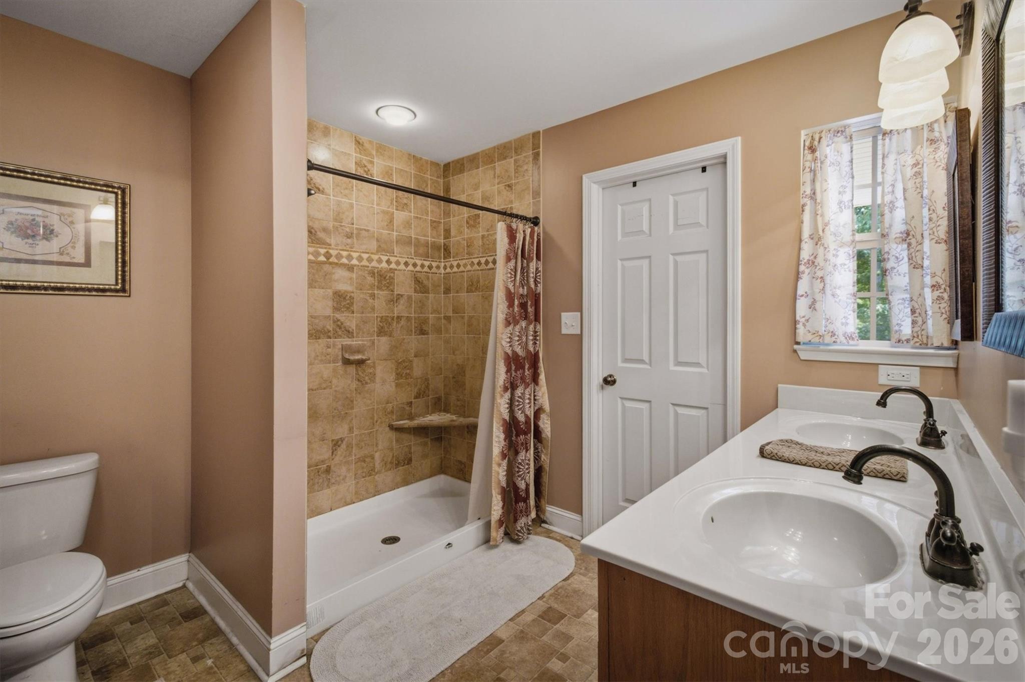 Single Family Residence at 802 White Oaks Circle, Monroe, photo 42 of 47