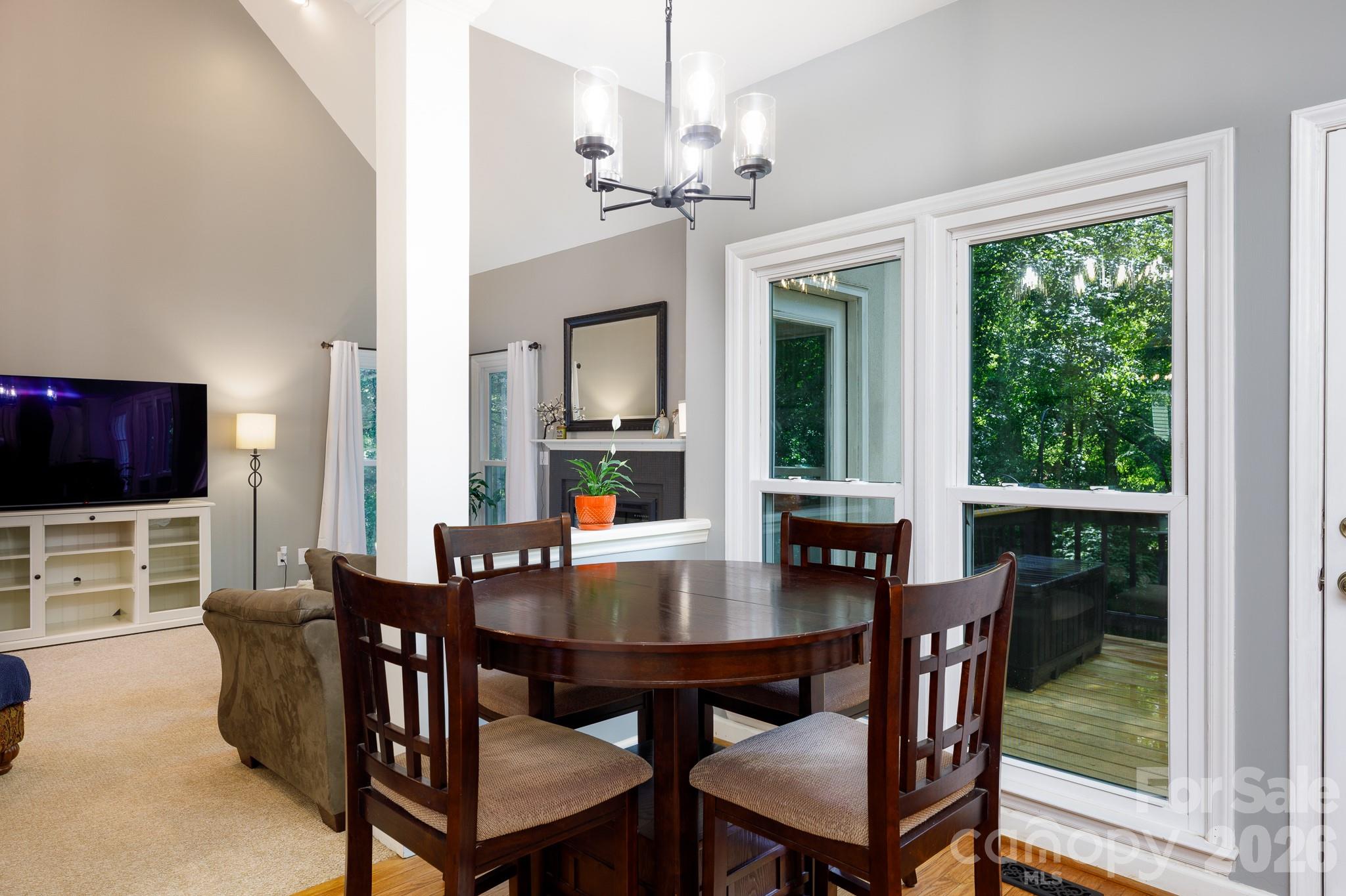 Single Family Residence at 201 Wessex Way, Fort Mill, photo 10 of 43