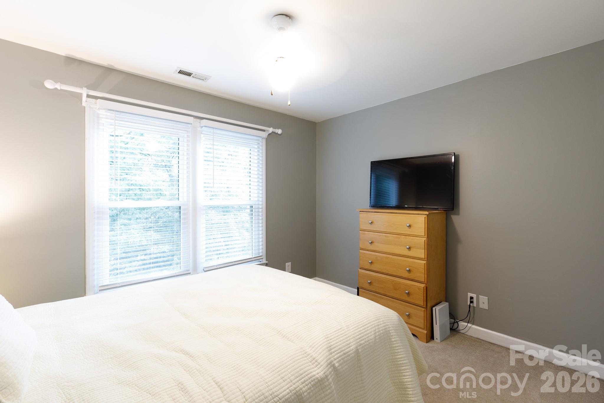 Single Family Residence at 201 Wessex Way, Fort Mill, photo 20 of 43