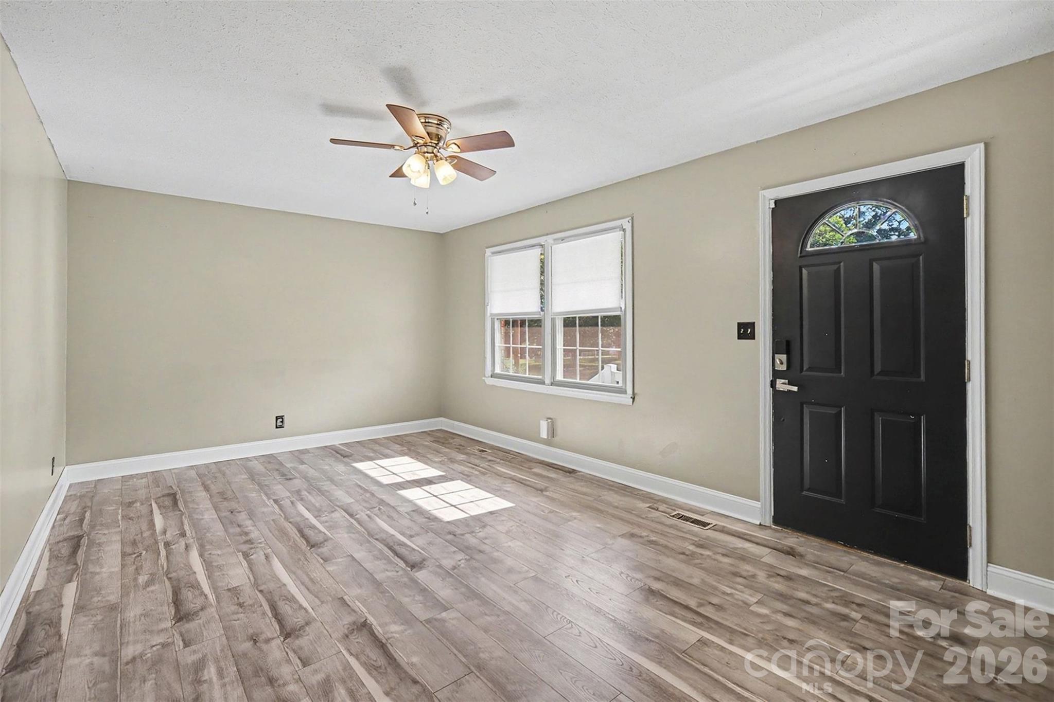 Single Family Residence at 202 W Debby Drive, Shelby, photo 6 of 36
