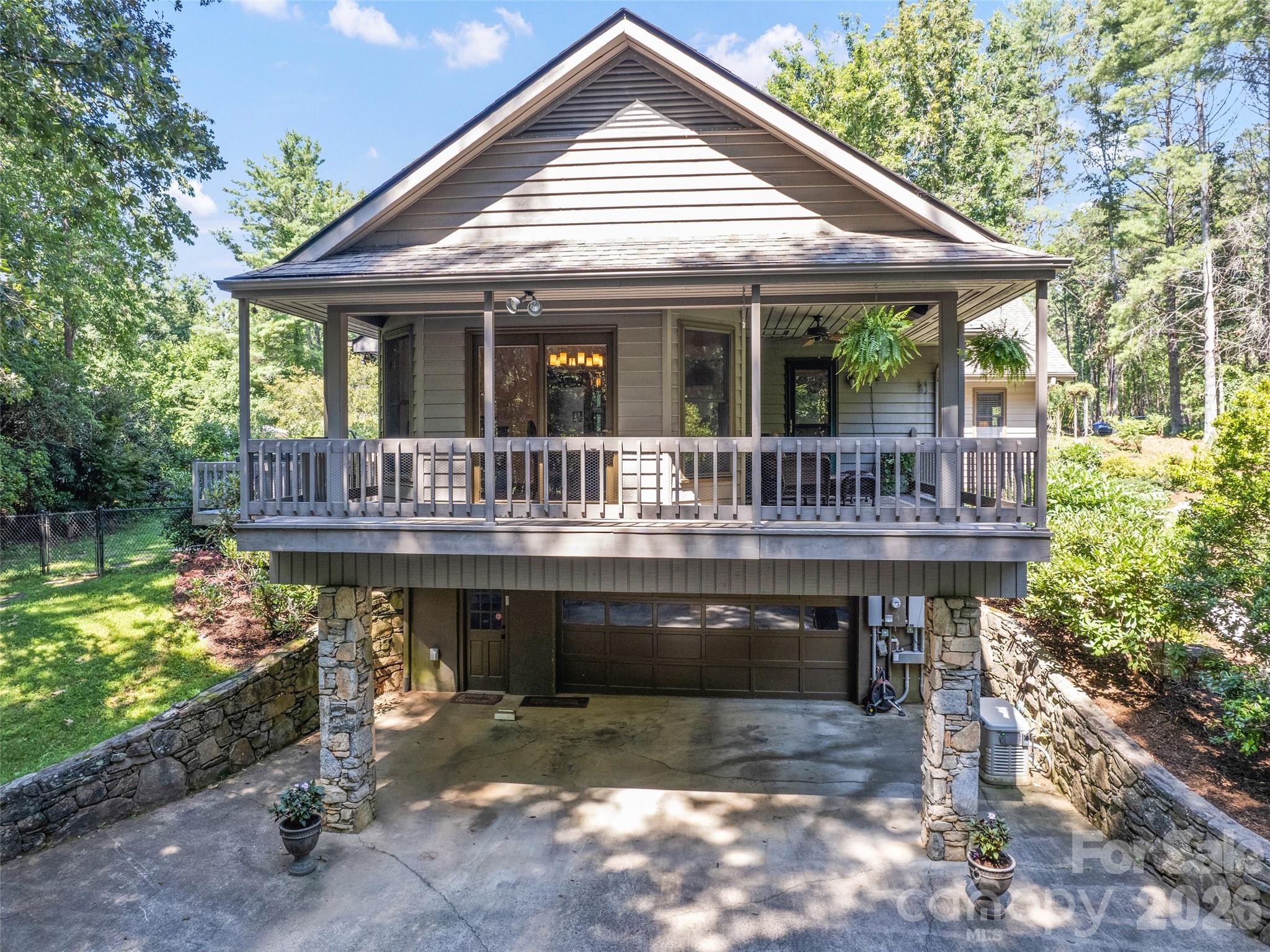 Single Family Residence at 58 Sedgewood Court, Fairview, photo 6 of 48