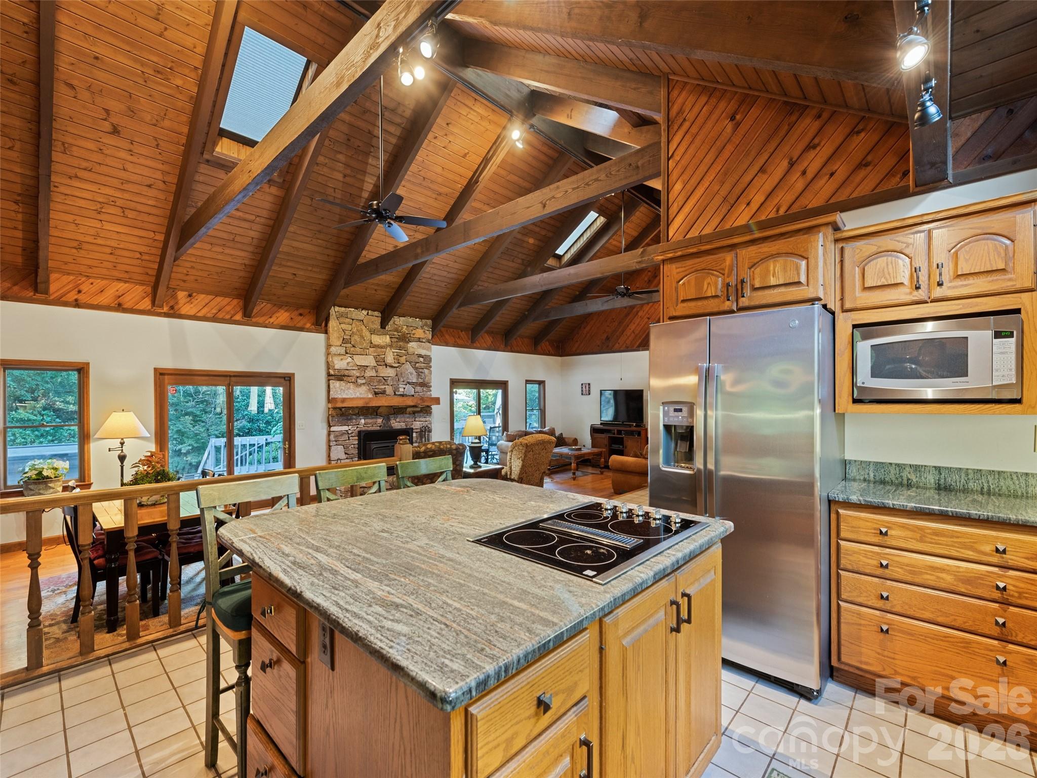 Single Family Residence at 58 Sedgewood Court, Fairview, photo 12 of 48