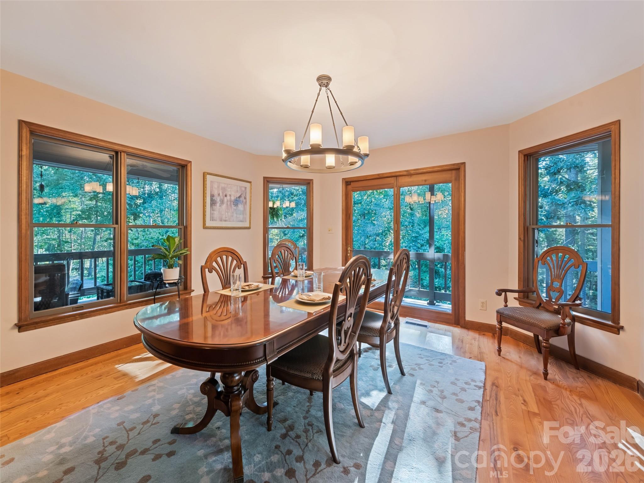 Single Family Residence at 58 Sedgewood Court, Fairview, photo 15 of 48