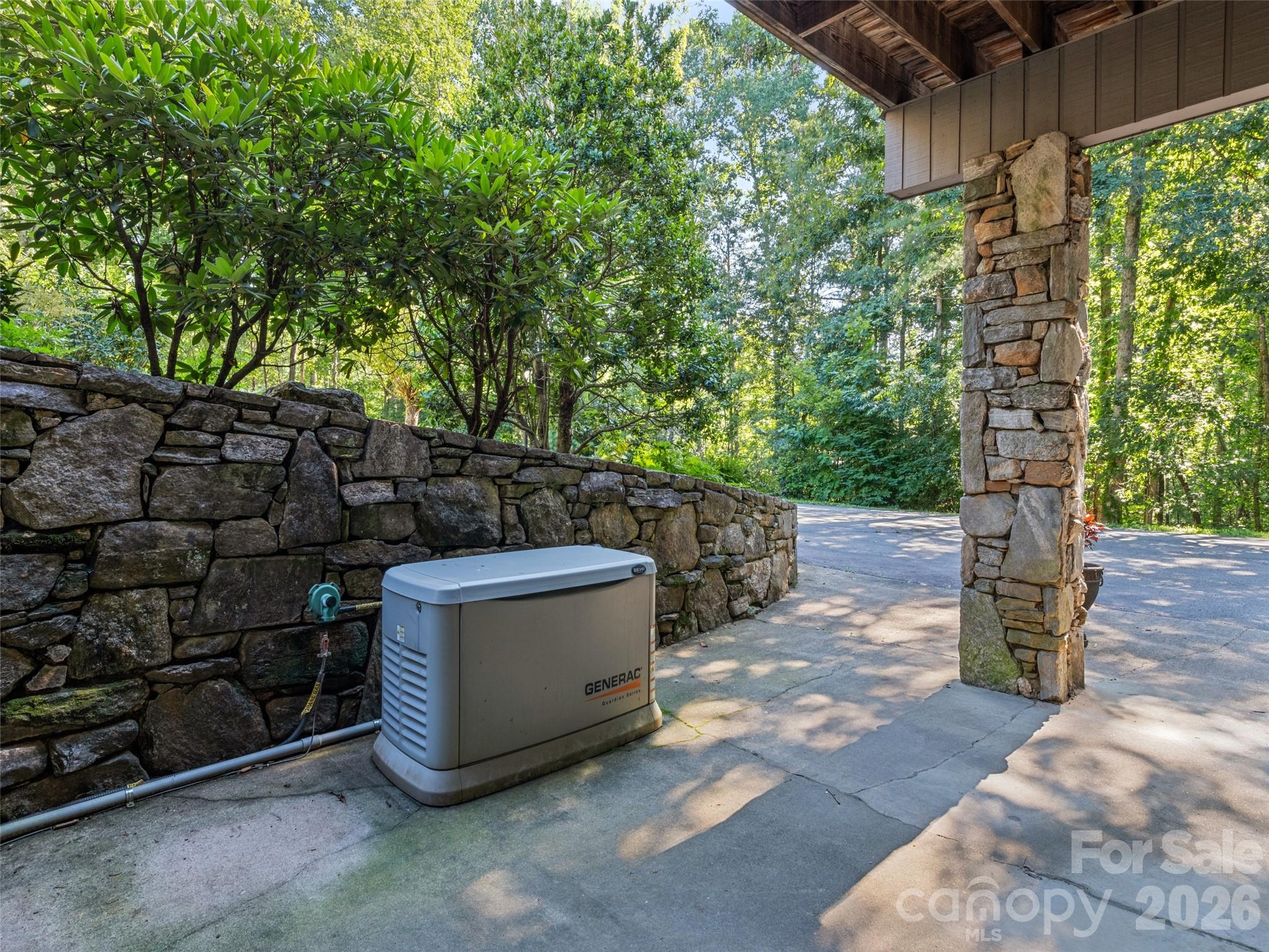 Single Family Residence at 58 Sedgewood Court, Fairview, photo 41 of 48
