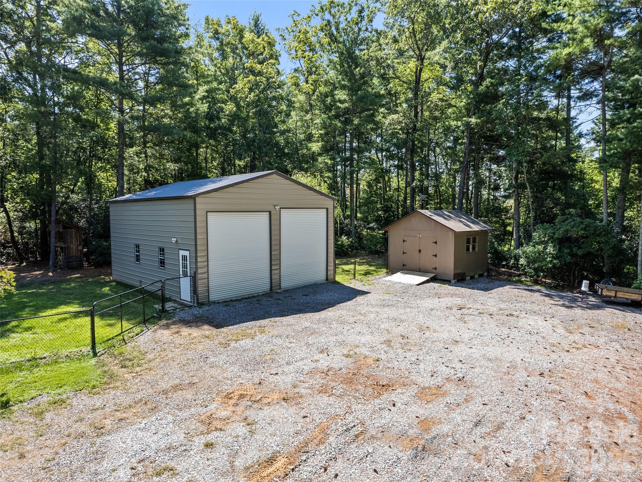 Single Family Residence at 58 Sedgewood Court, Fairview, photo 42 of 48