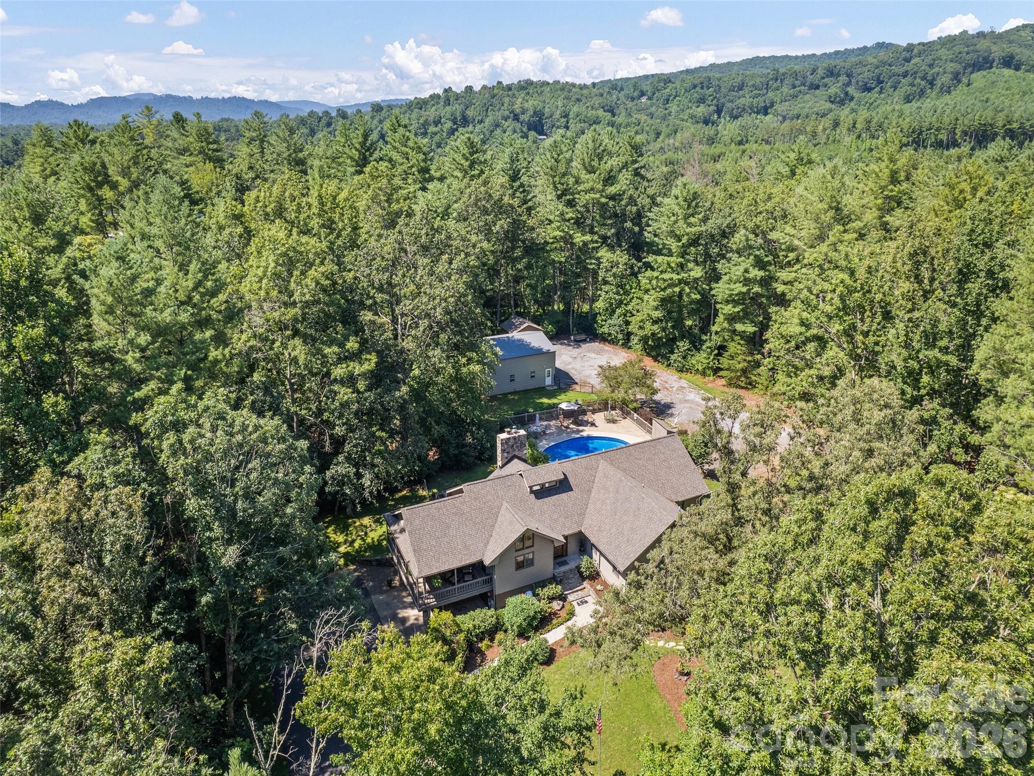 Single Family Residence at 58 Sedgewood Court, Fairview, photo 45 of 48