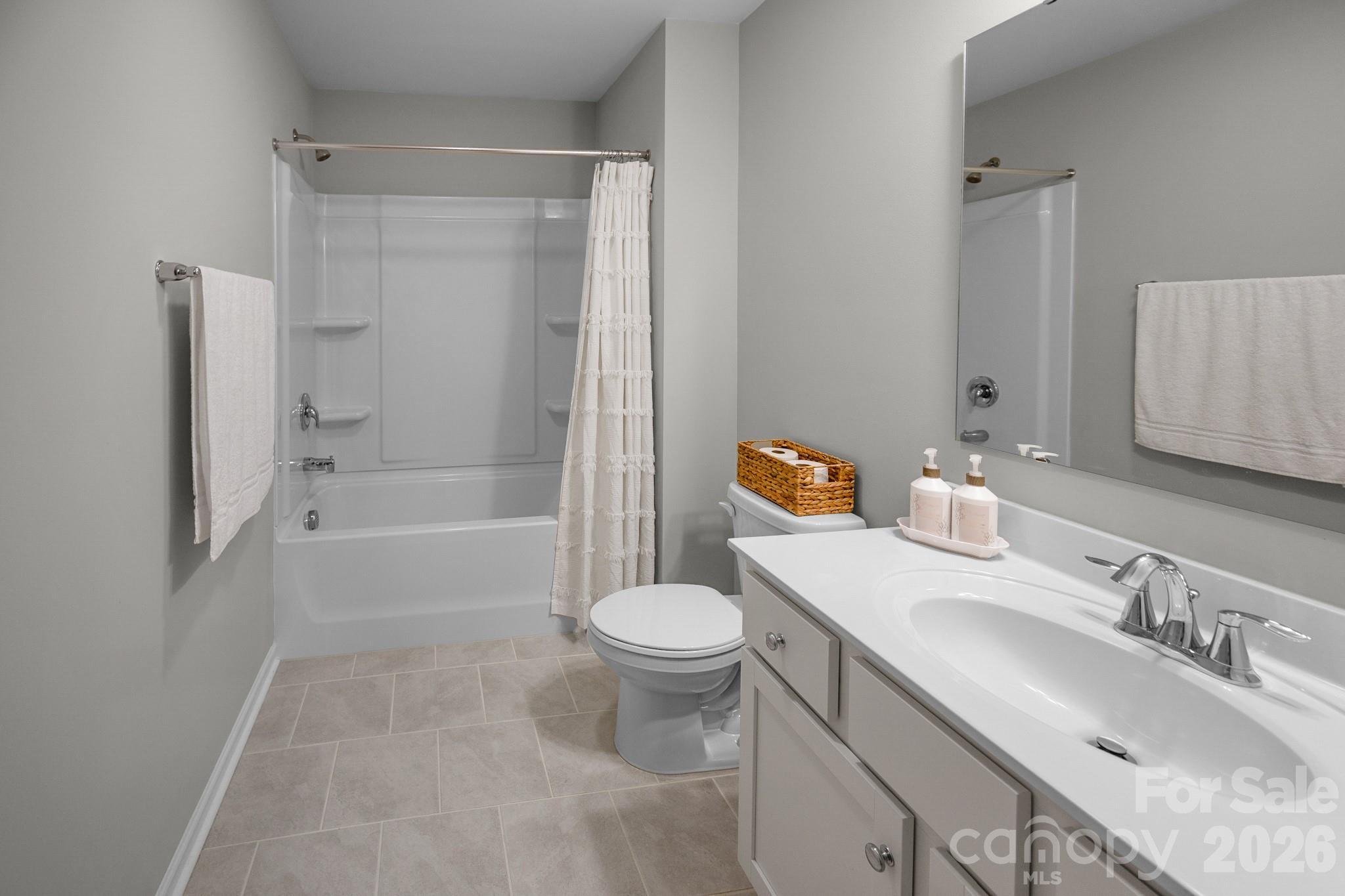 another full bathroom upstairs for the secondary bedrooms - 5080 Mooreland Oaks Way, Mount Holly
