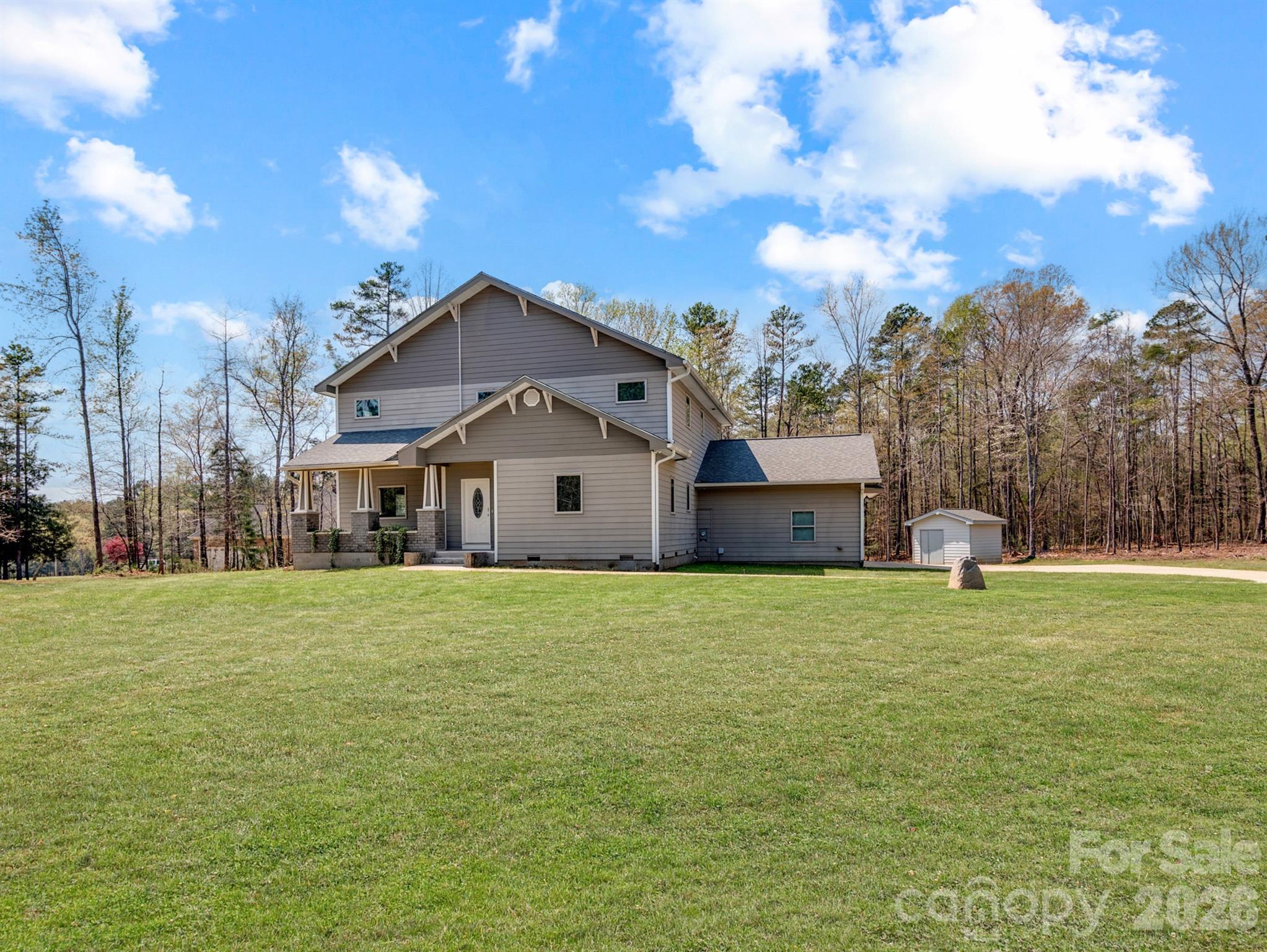 Single Family Residence at 8128 Cane Pointe Lane, Waxhaw, photo 2 of 46