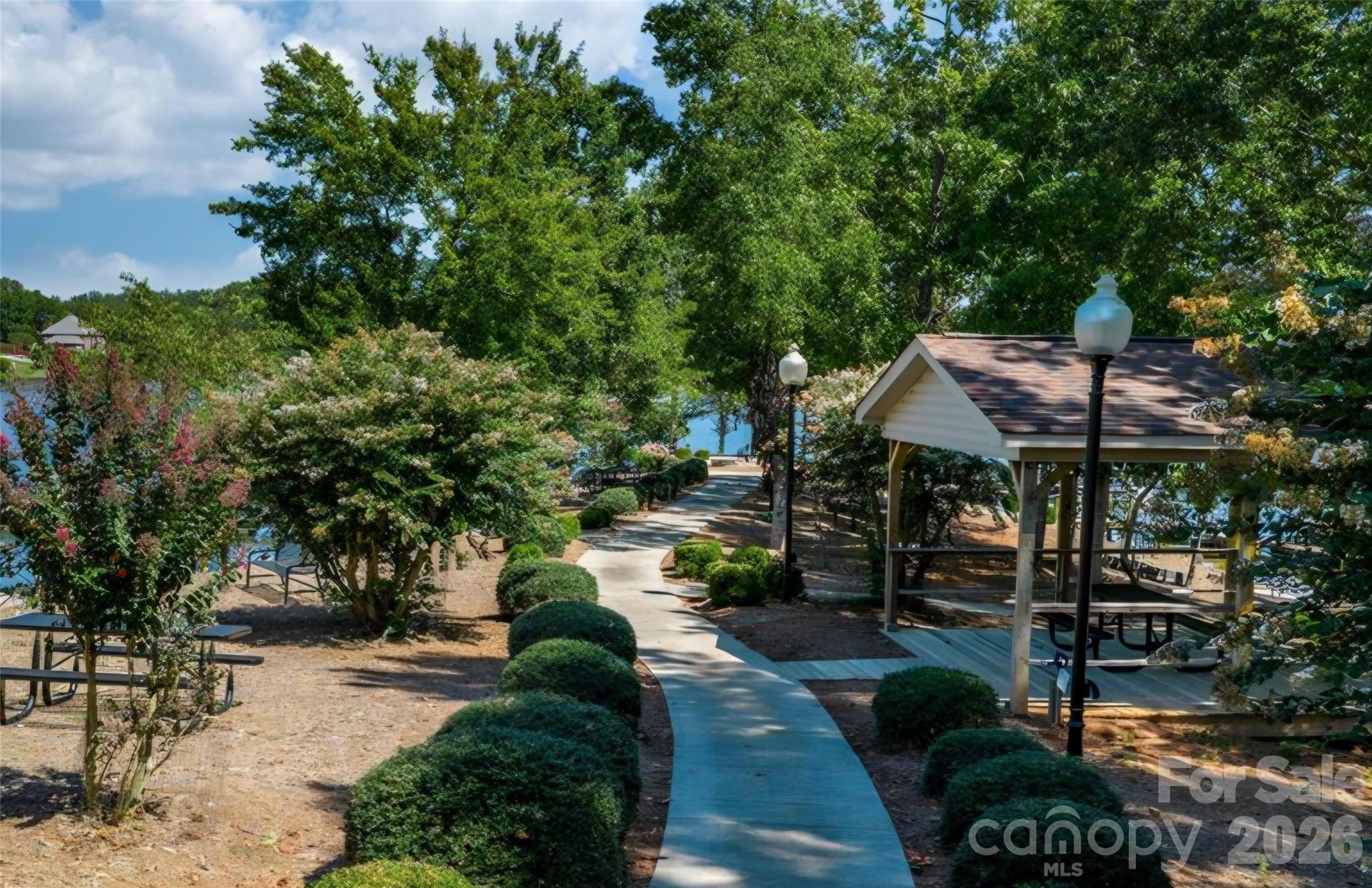 Common Area - 1518 W Paradise Harbor Drive, Connelly Springs