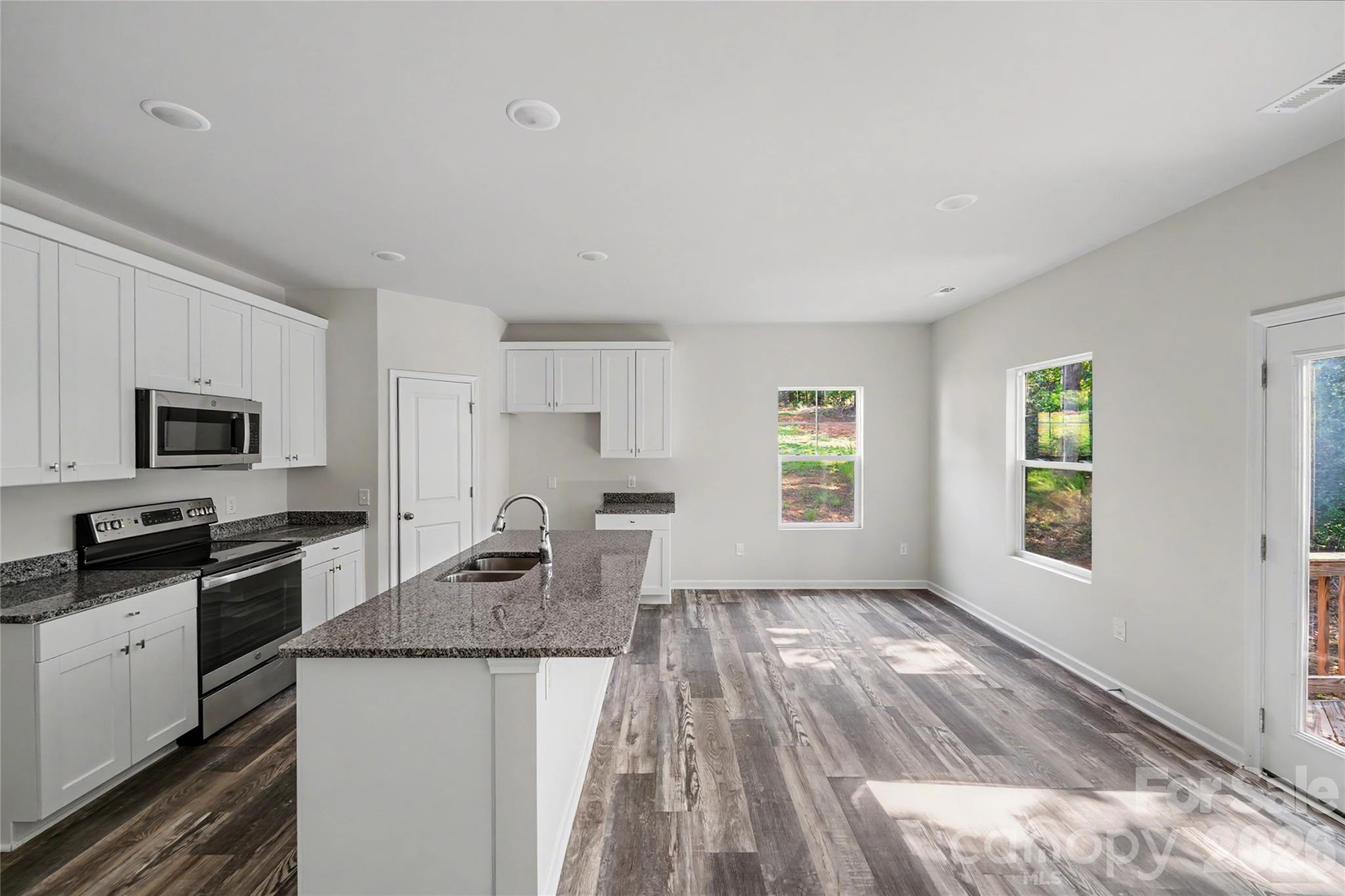 Single Family Residence at 5146 Mark Drive NE, Hickory, photo 15 of 42