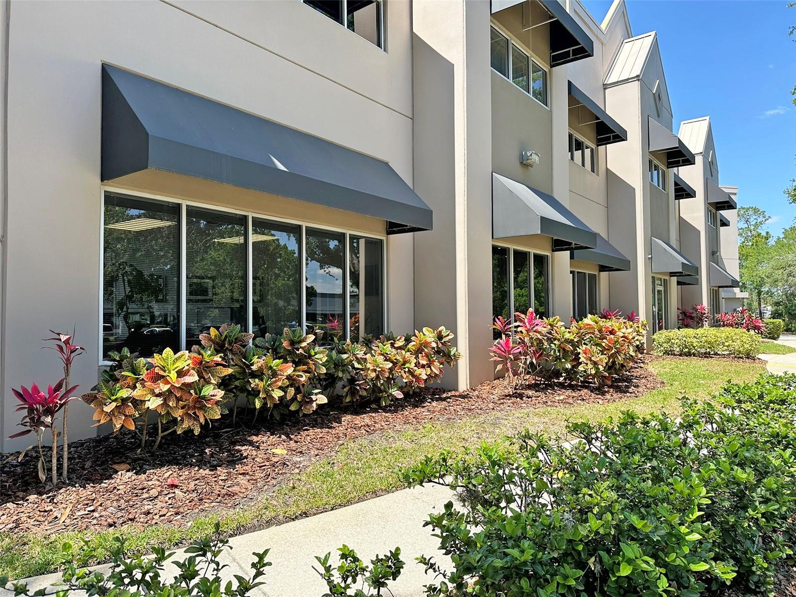 7800 KINGSPOINTE PKWY #102