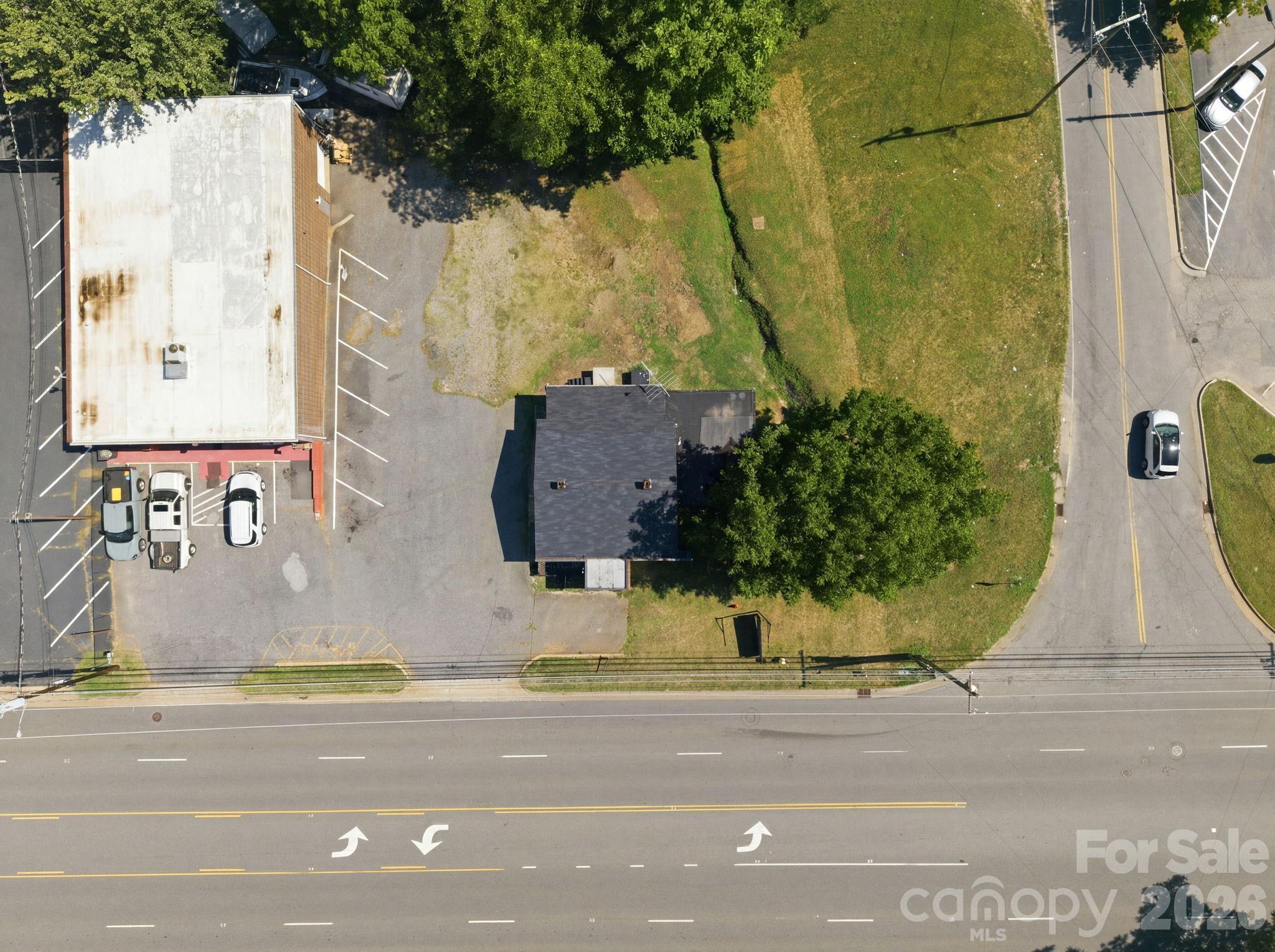 Free Standing Store at 2026 12th Avenue NE, Hickory, photo 25 of 28